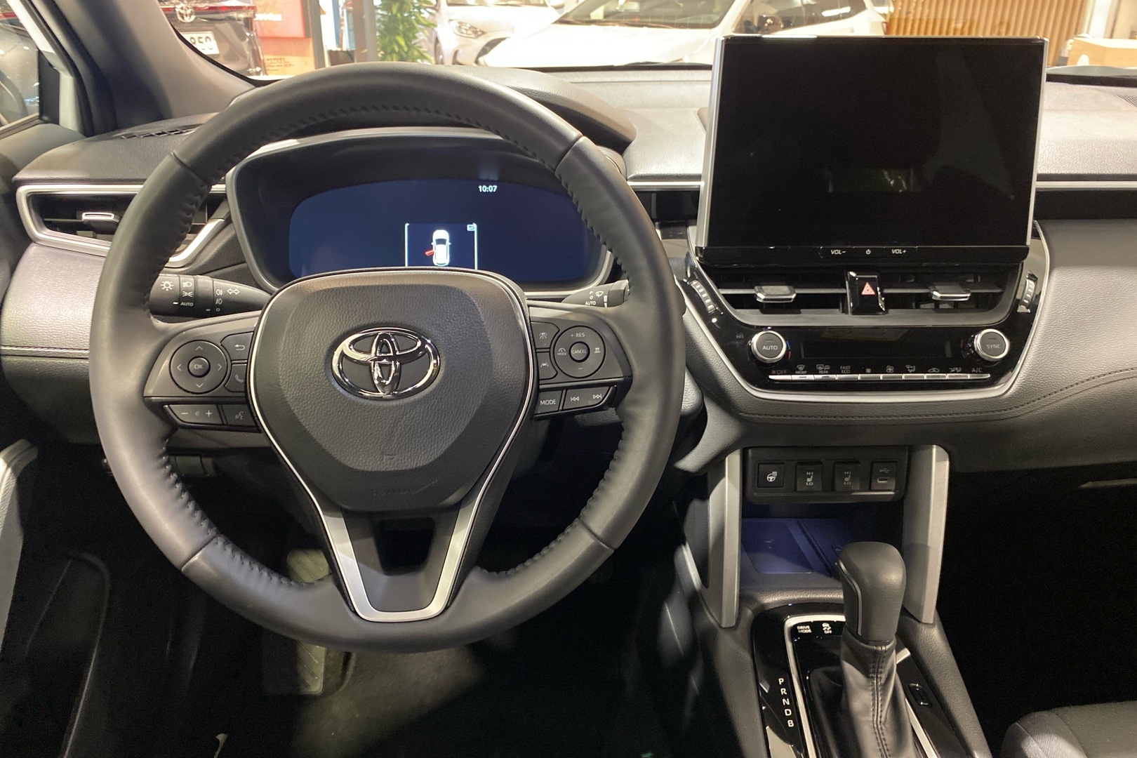 TOYOTA Corolla Cross 2025