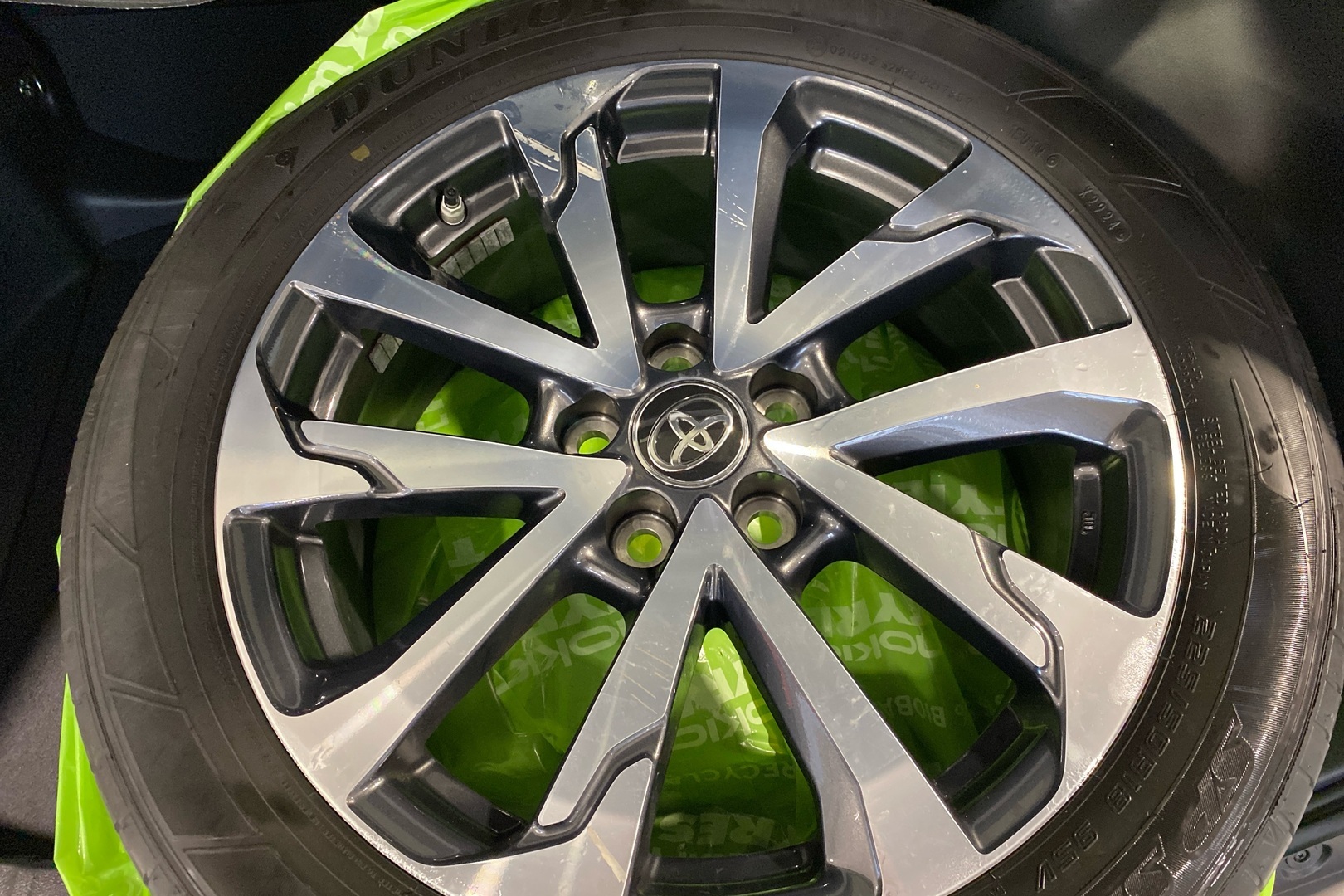 TOYOTA Corolla Cross 2025