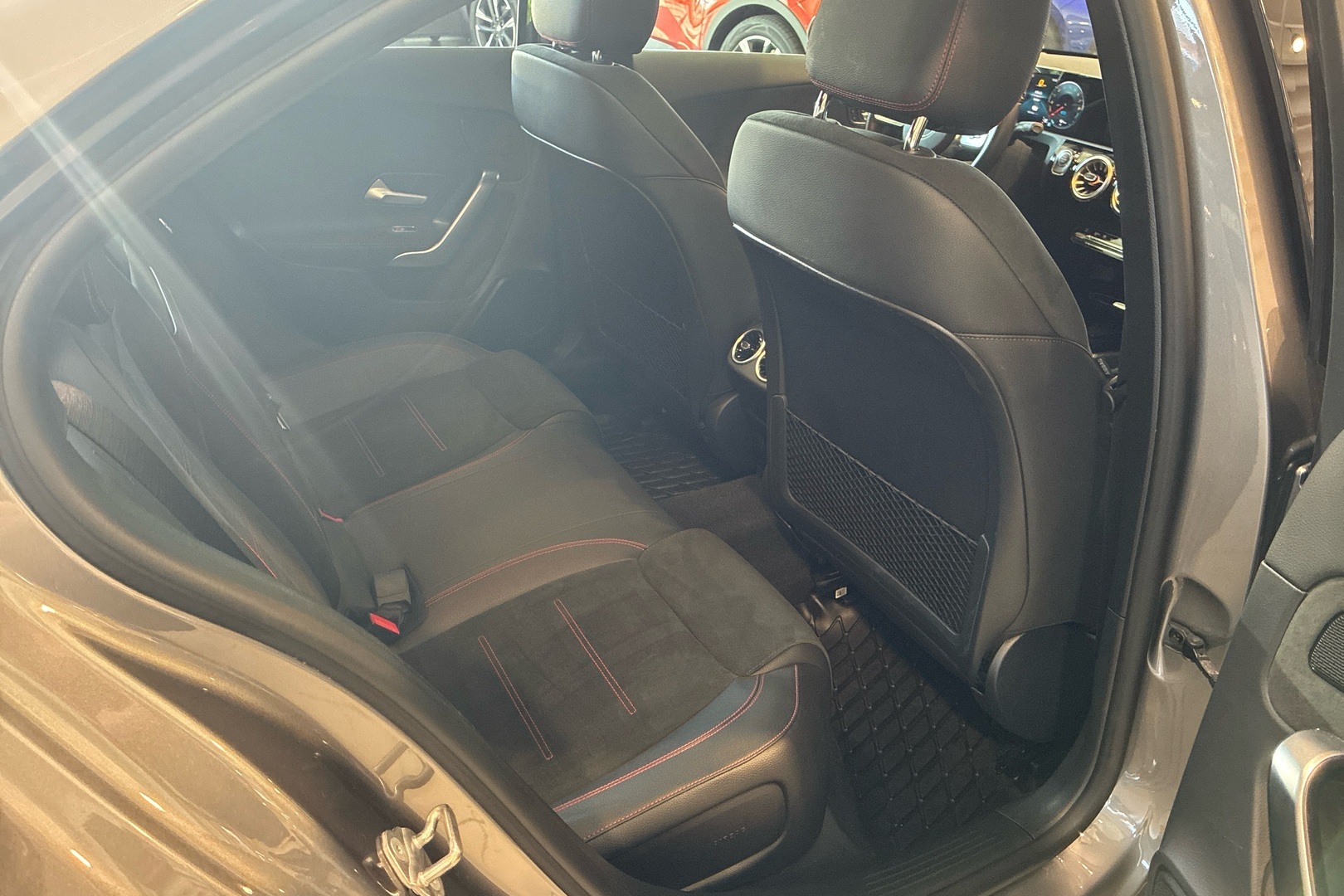 MERCEDES-BENZ A 2021