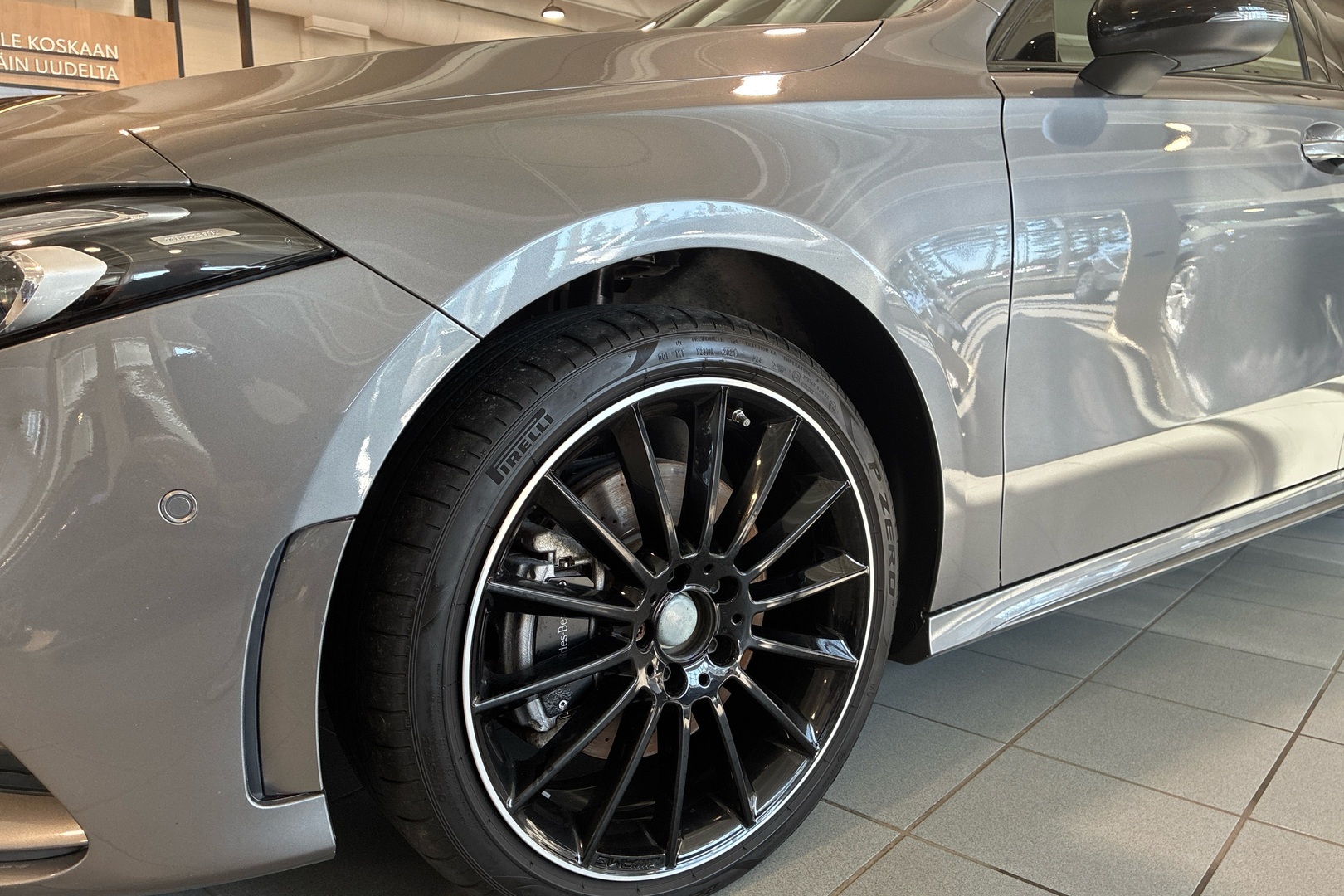 MERCEDES-BENZ A 2021