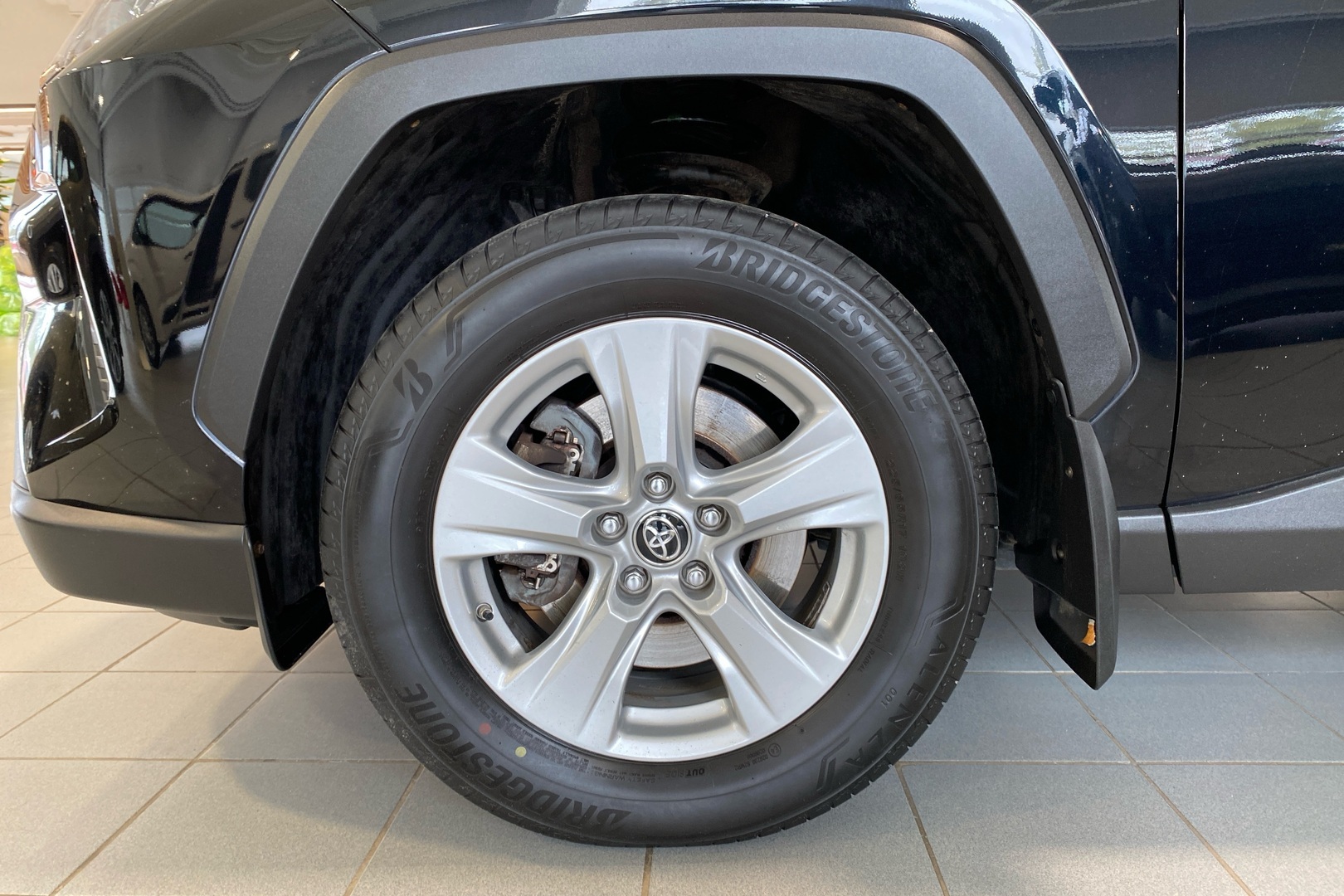 TOYOTA RAV4 2021