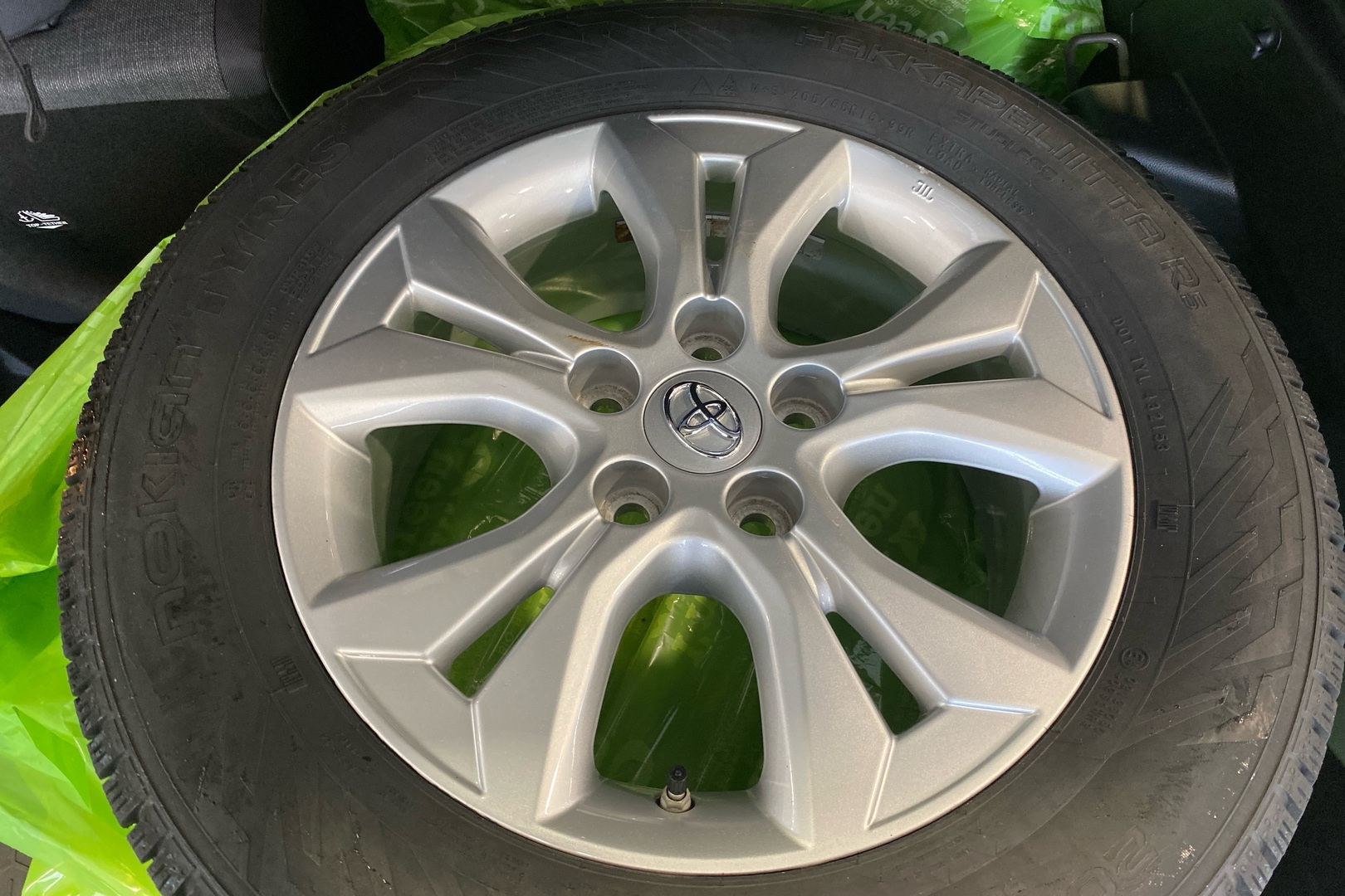 TOYOTA Yaris Cross 2023