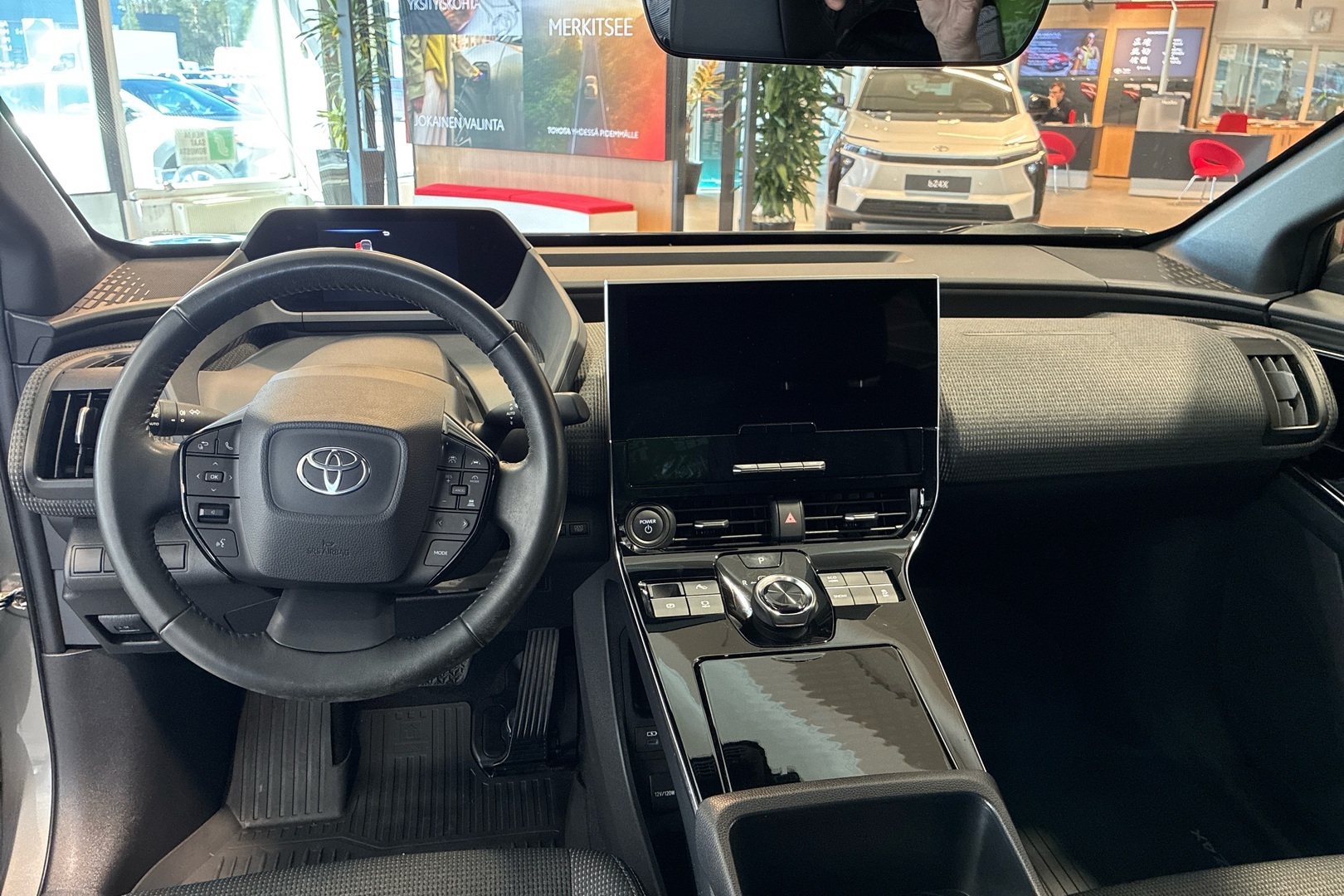 TOYOTA bZ4X 2023
