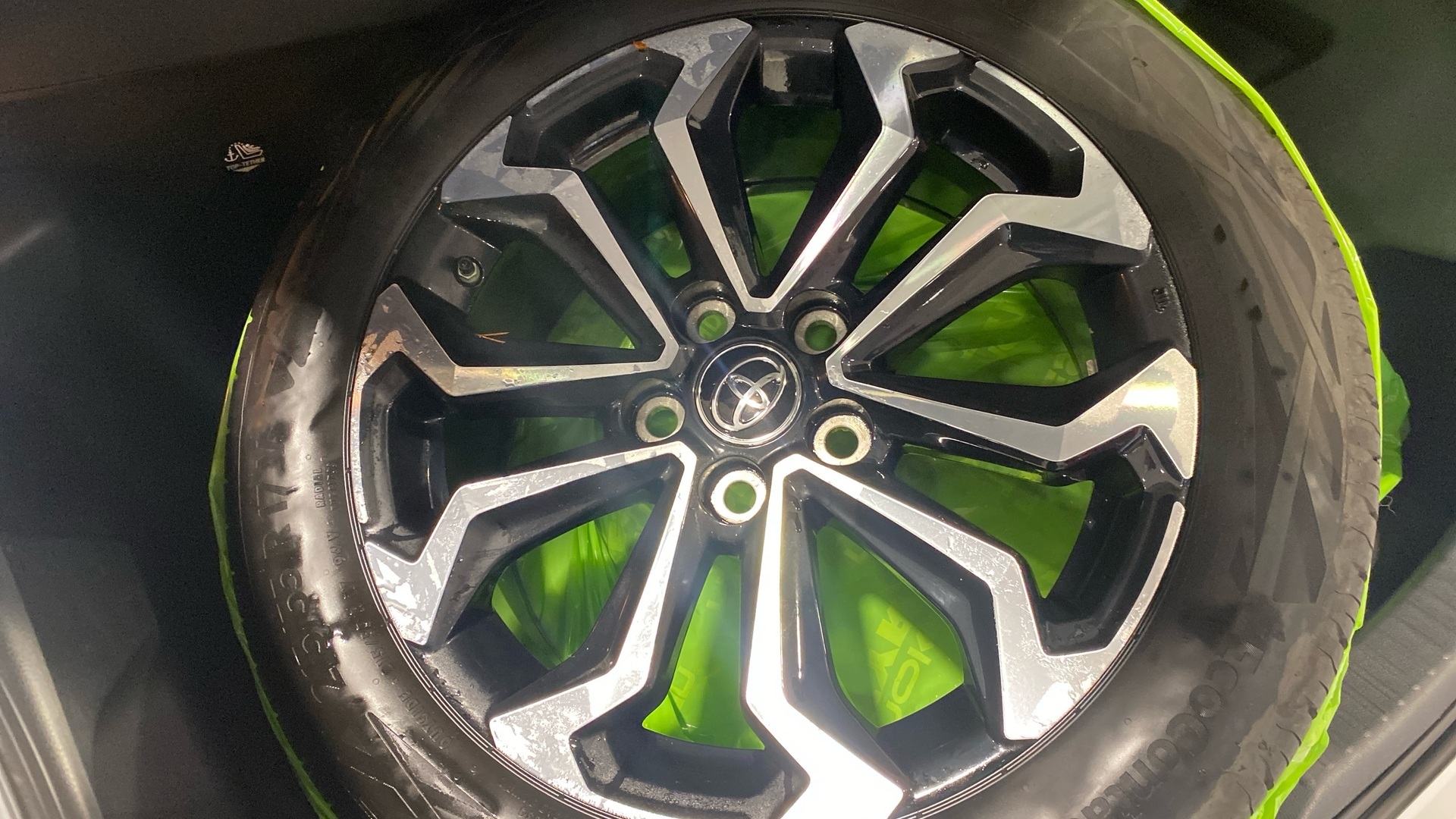 TOYOTA Yaris Cross 2024