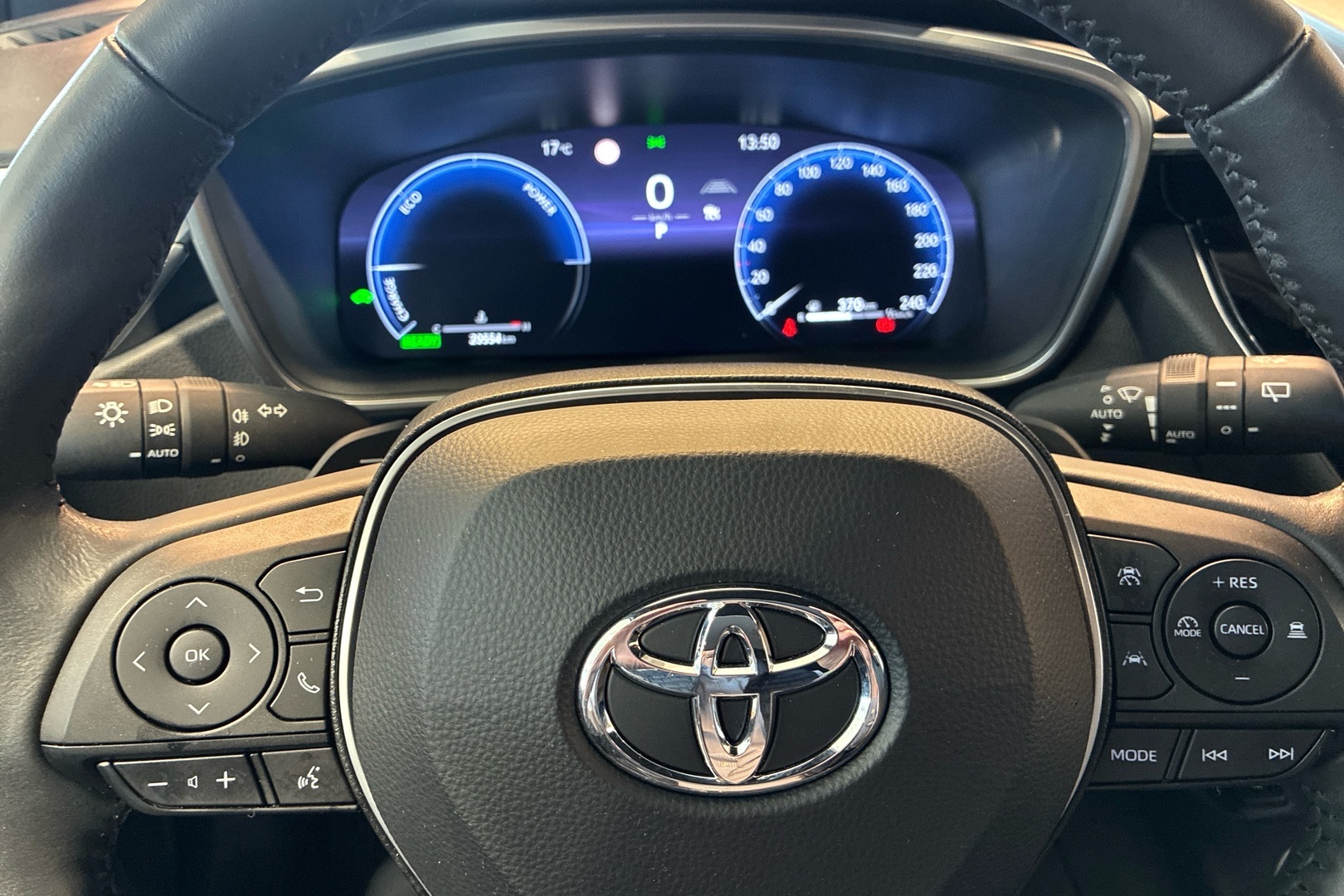 TOYOTA Corolla 2024