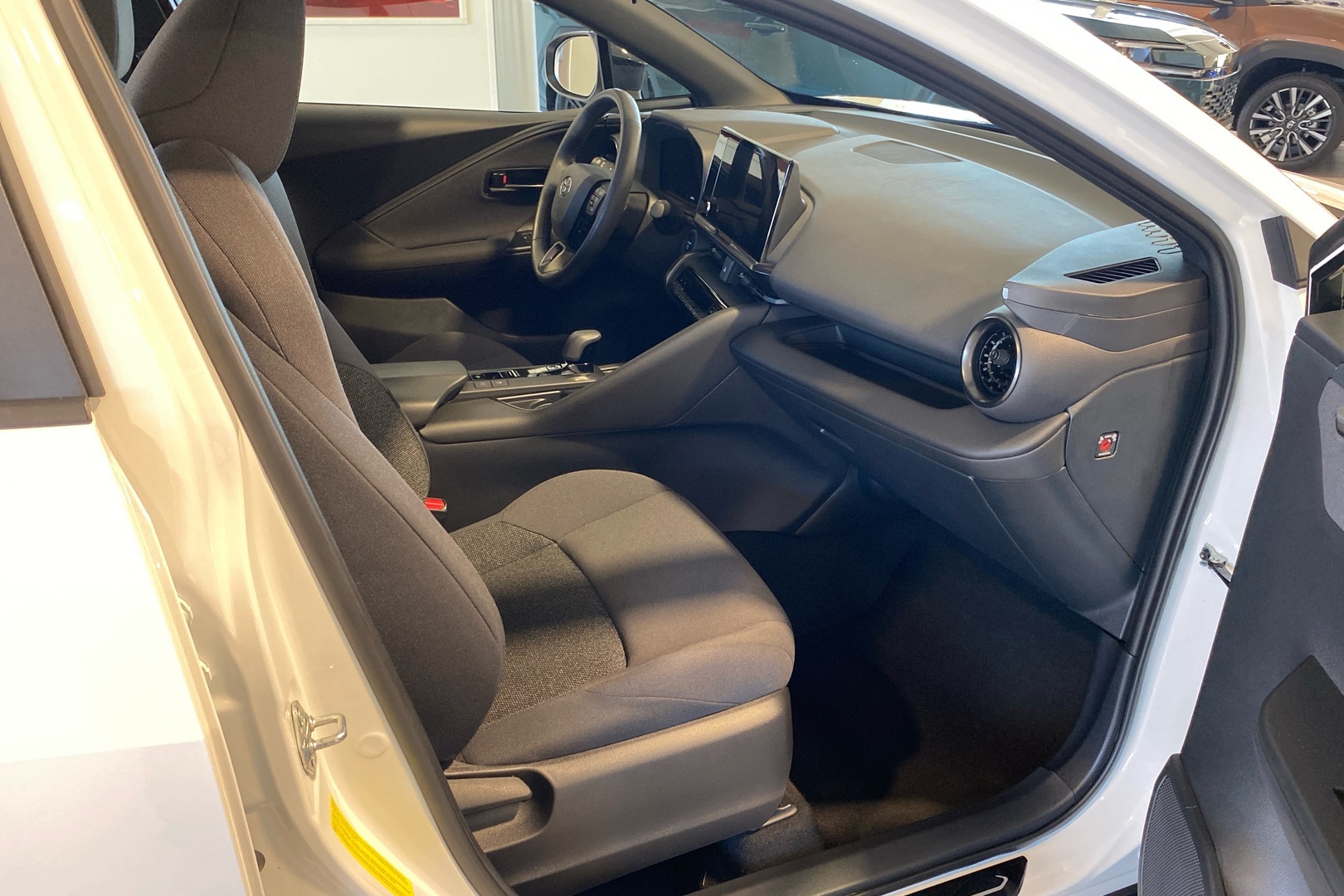 TOYOTA C-HR 2025