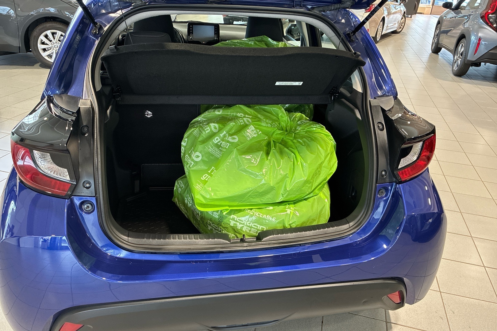 TOYOTA Yaris 2021
