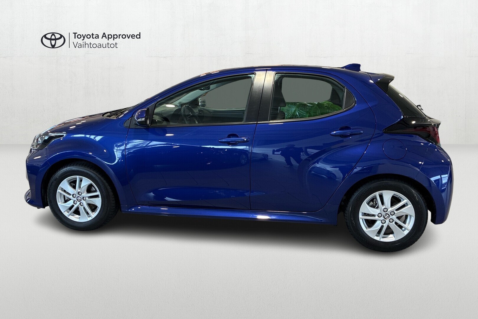 TOYOTA Yaris 2021