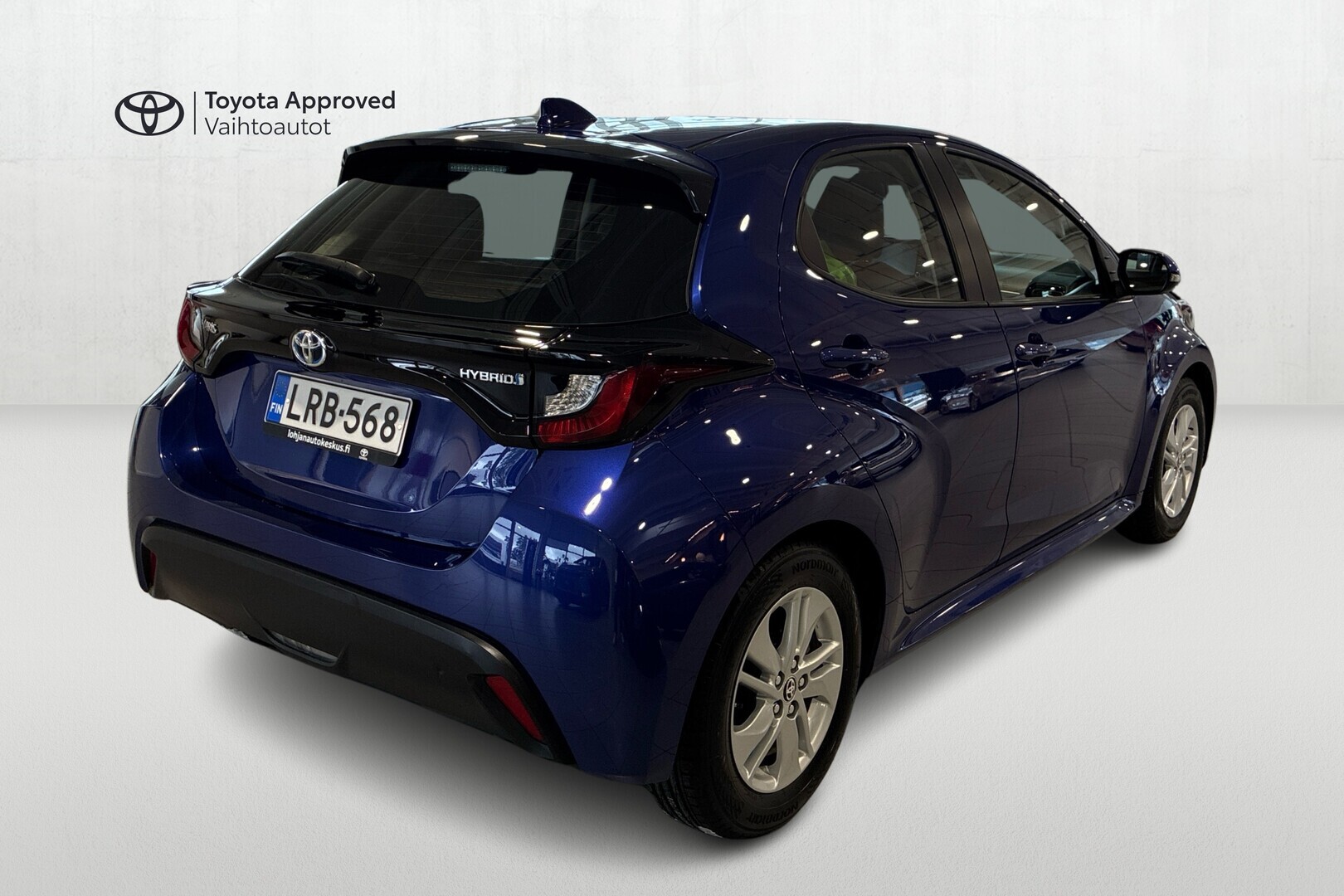 TOYOTA Yaris 2021
