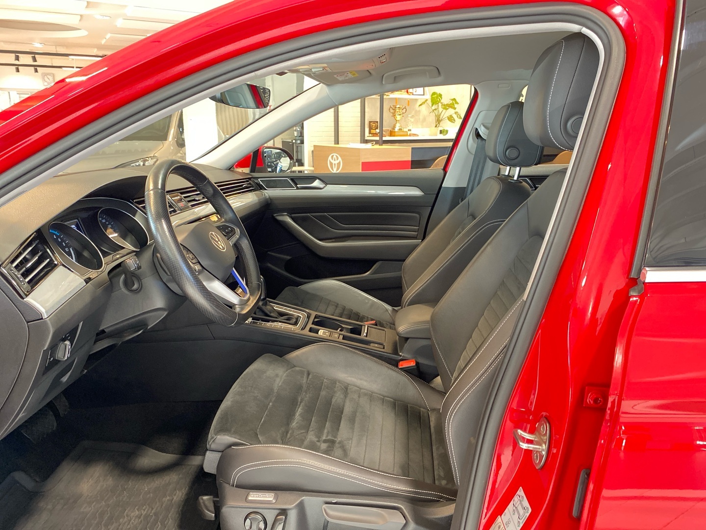 VOLKSWAGEN Passat 2020