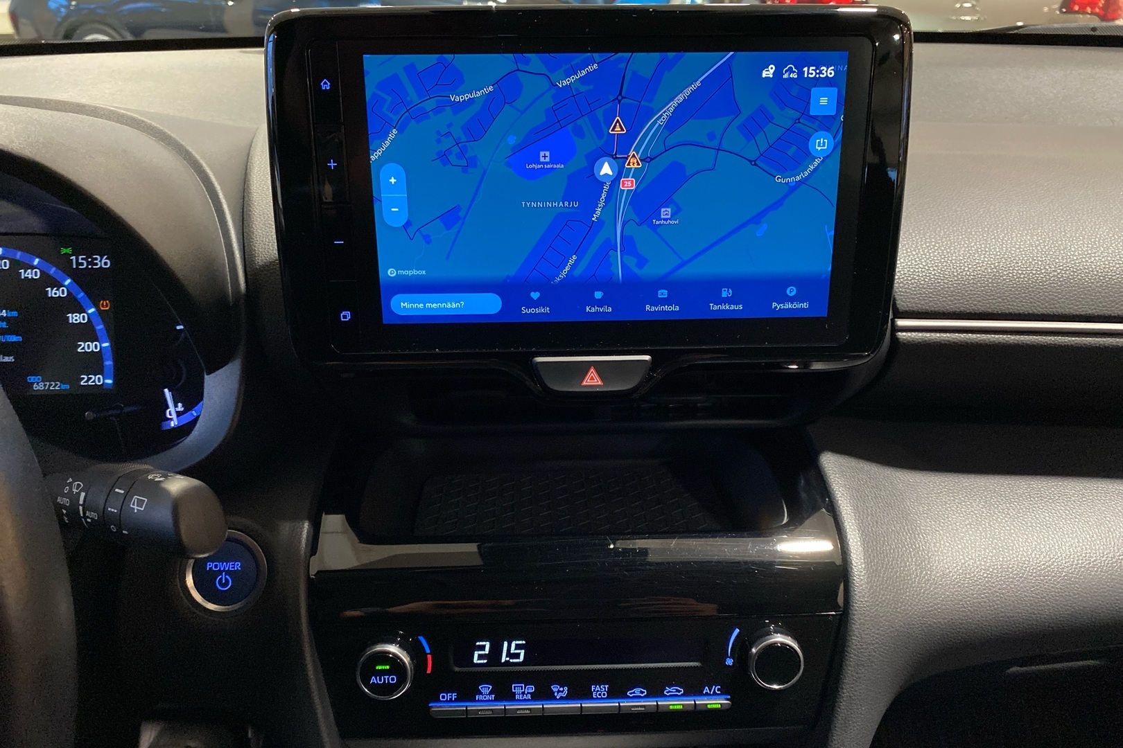 TOYOTA Yaris Cross 2023