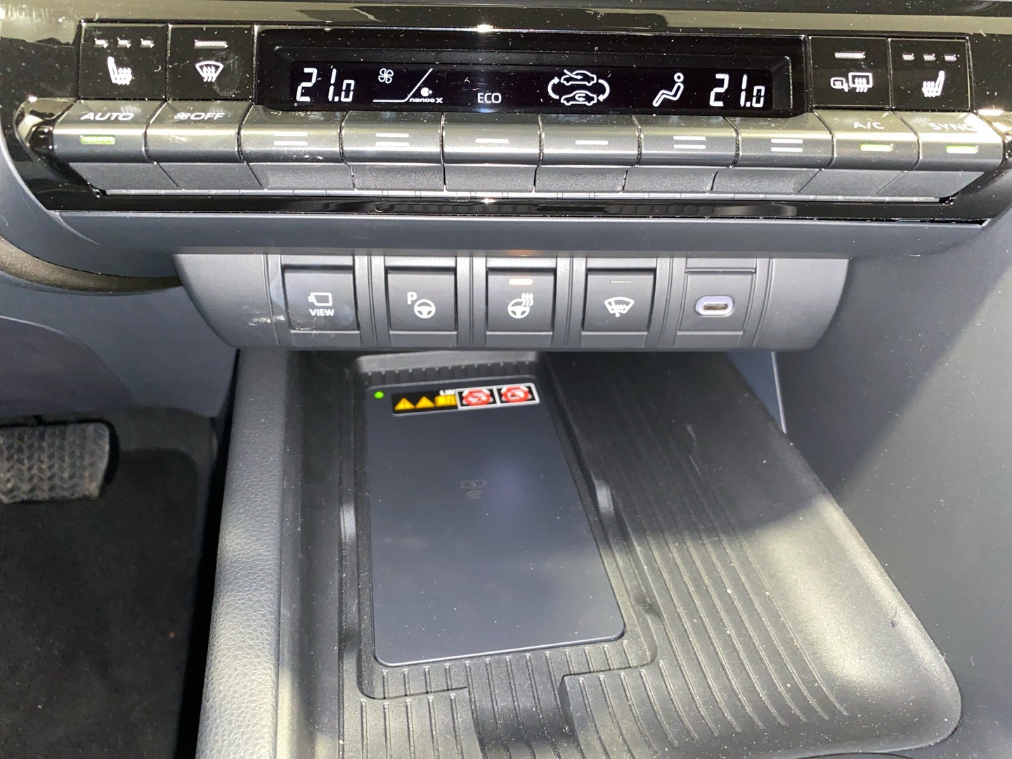 TOYOTA C-HR 2024