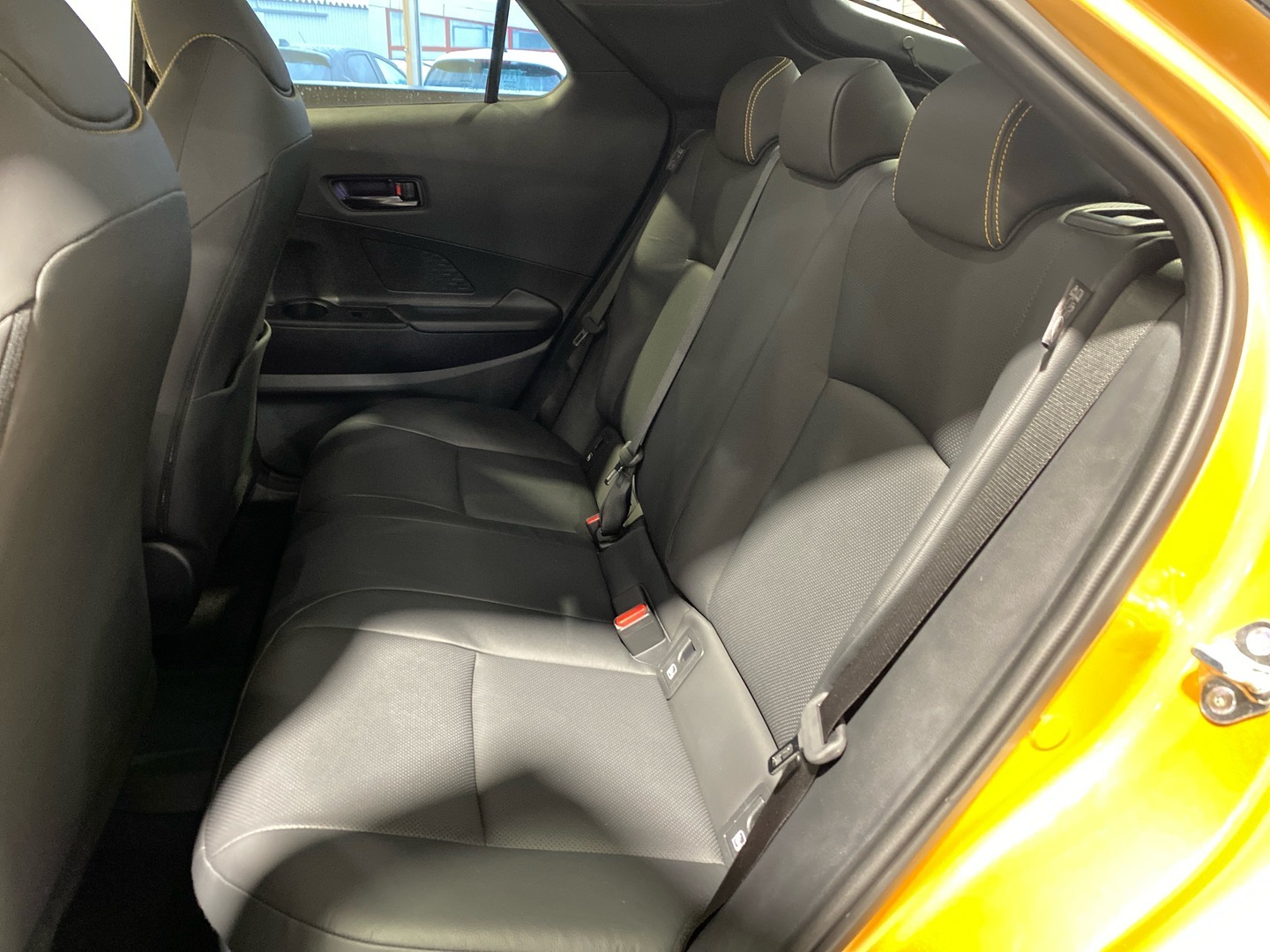 TOYOTA C-HR 2024