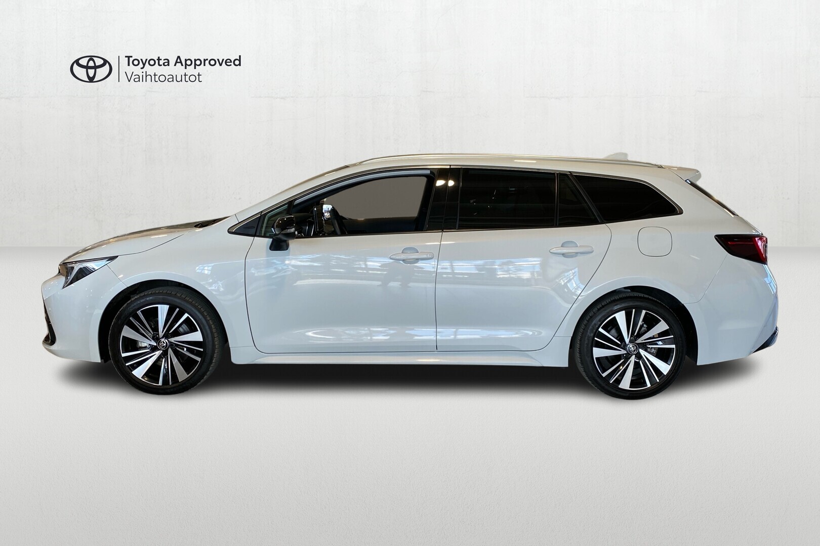 TOYOTA Corolla 2025