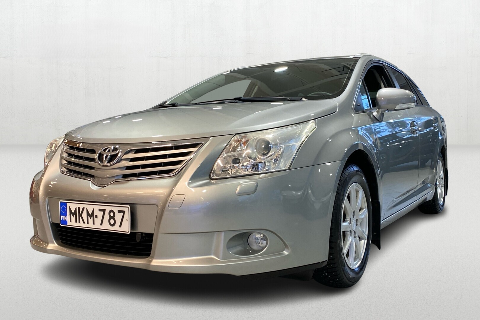 TOYOTA Avensis 2011