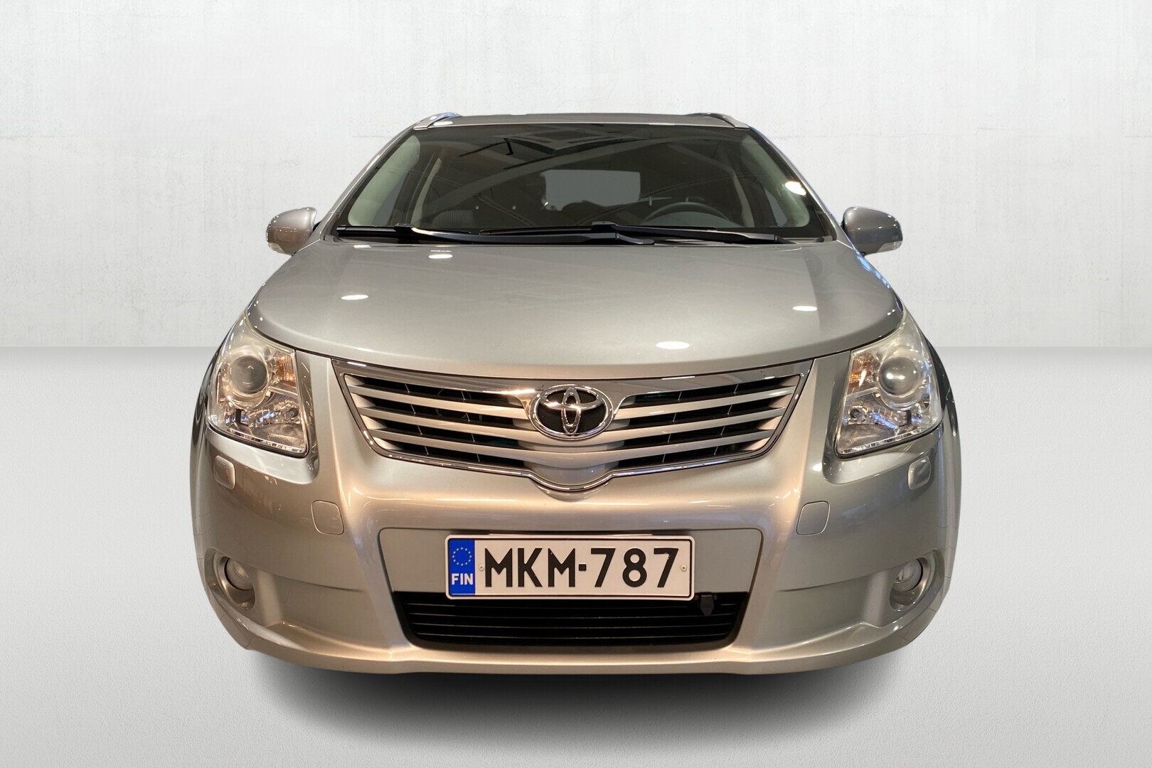 TOYOTA Avensis 2011