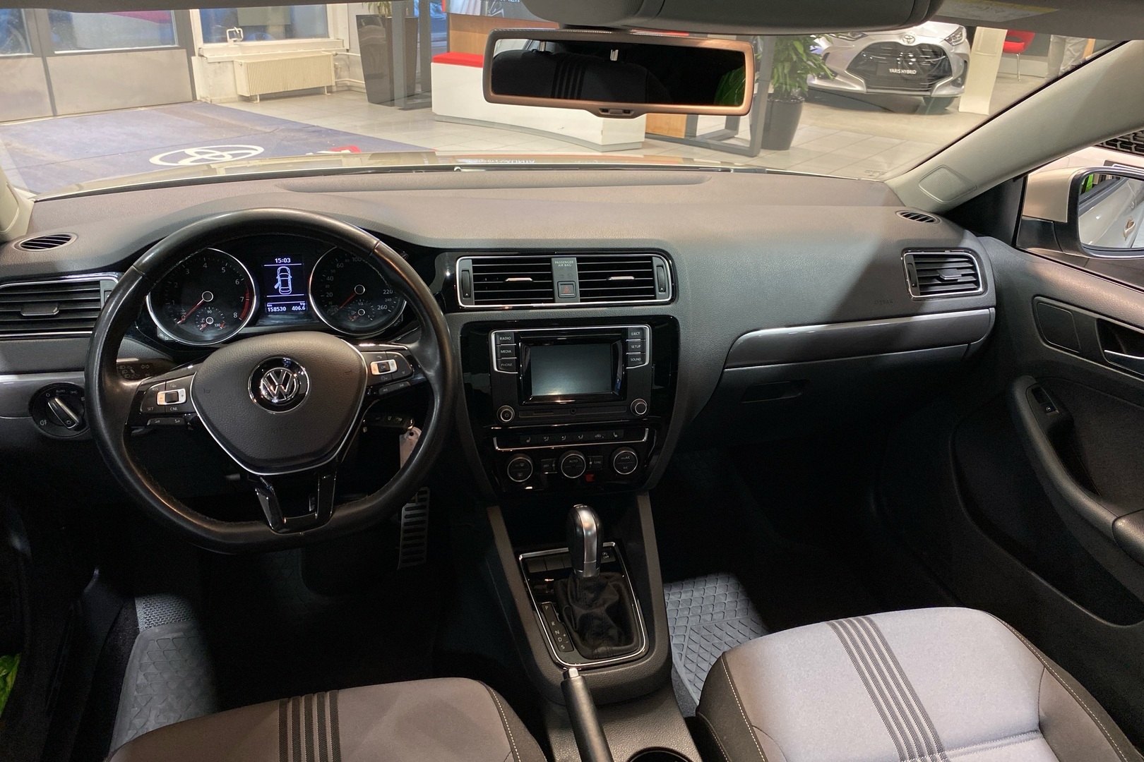 VOLKSWAGEN Jetta 2016