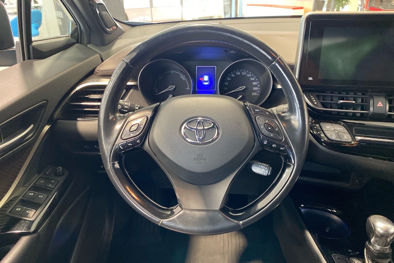 TOYOTA C-HR 2017