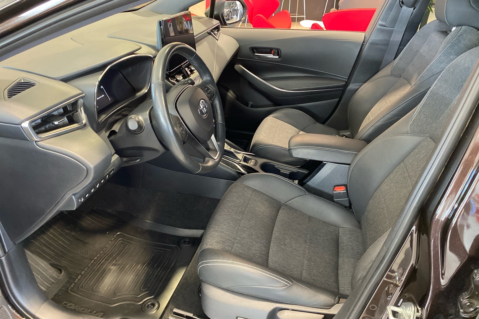 TOYOTA COROLLA 2023
