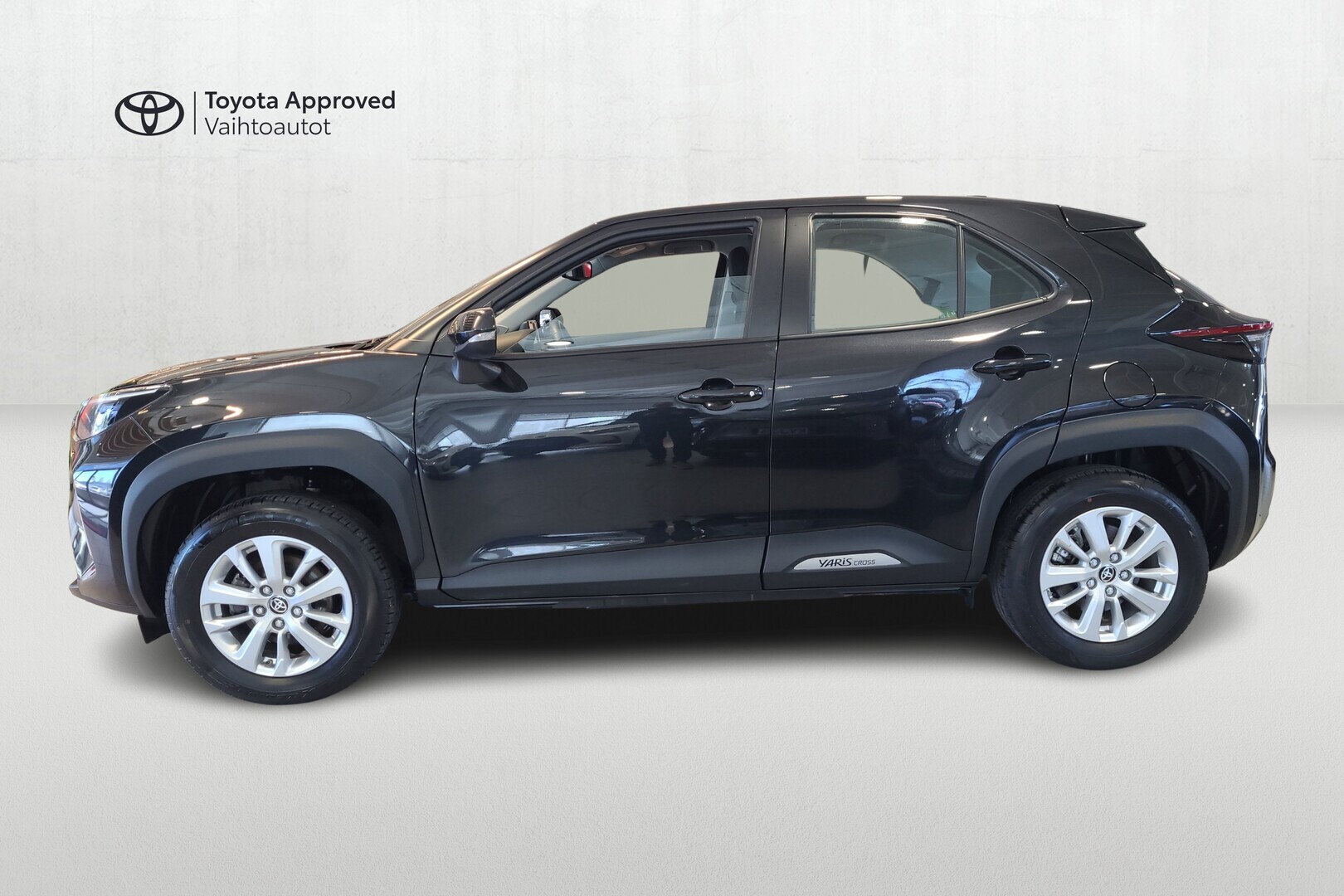 TOYOTA Yaris Cross 2023