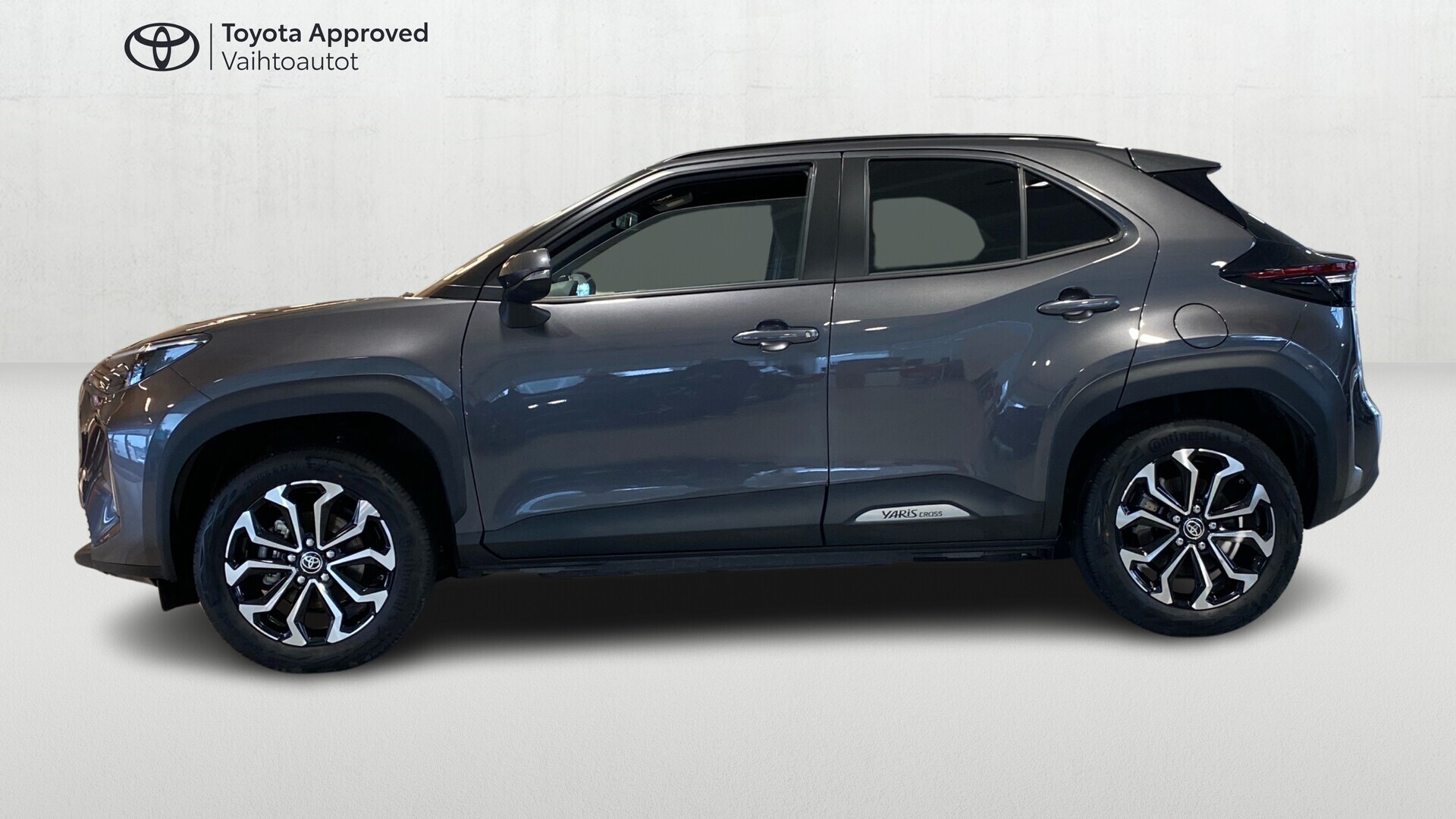 TOYOTA Yaris Cross 2025