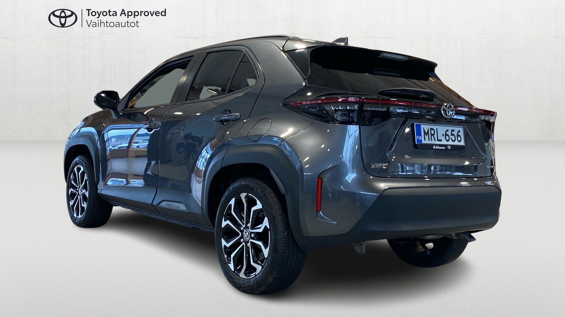 TOYOTA Yaris Cross 2025