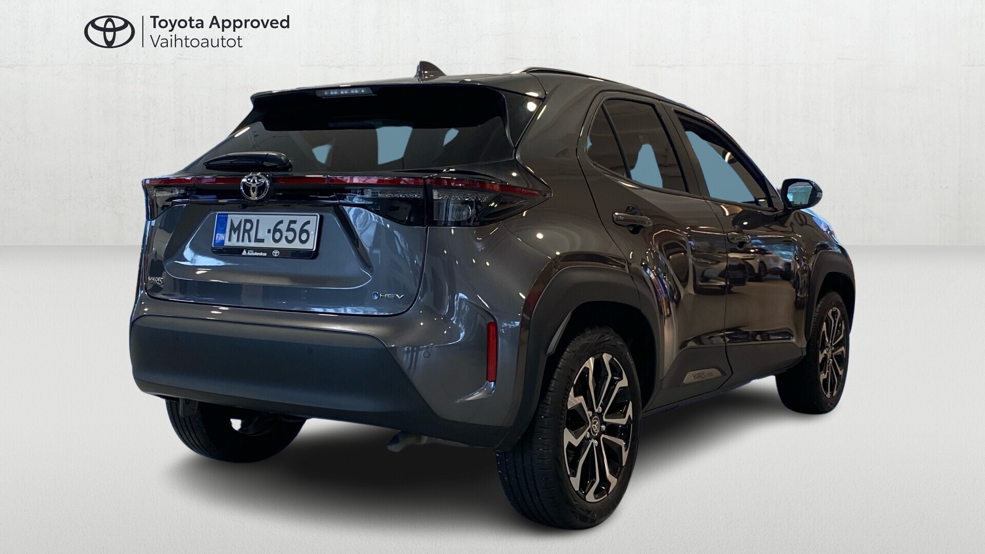 TOYOTA Yaris Cross 2025