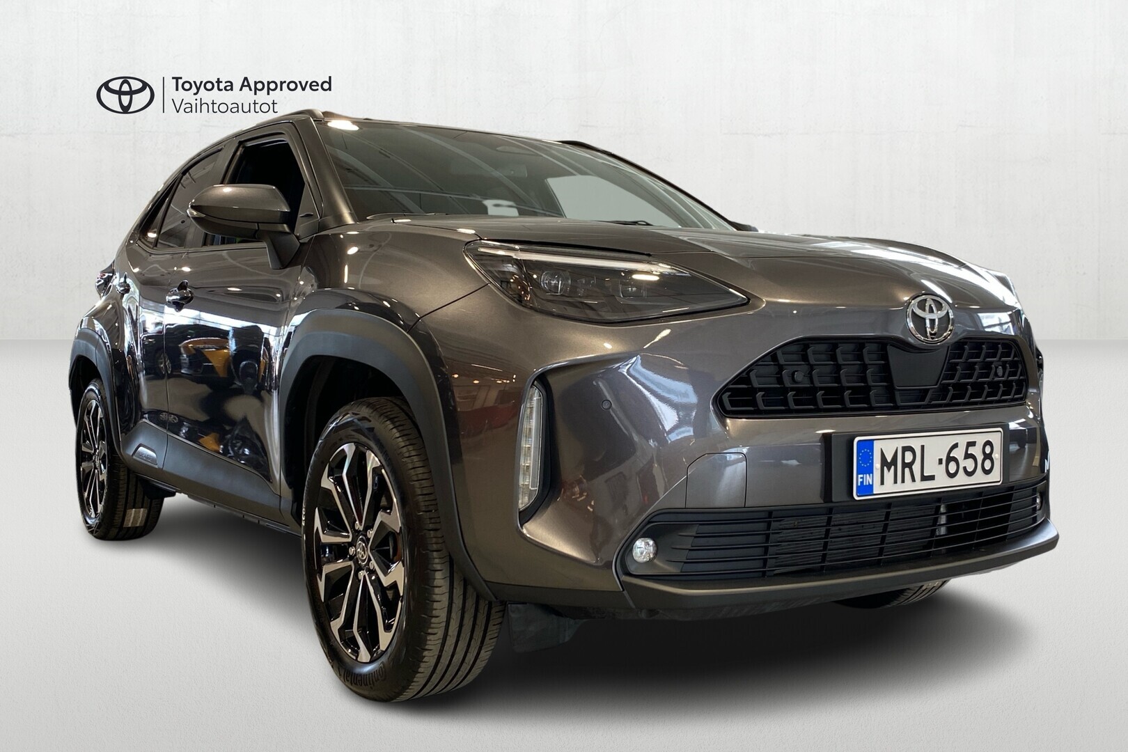 TOYOTA Yaris Cross 2025