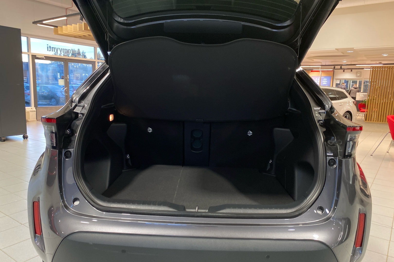 TOYOTA Yaris Cross 2025