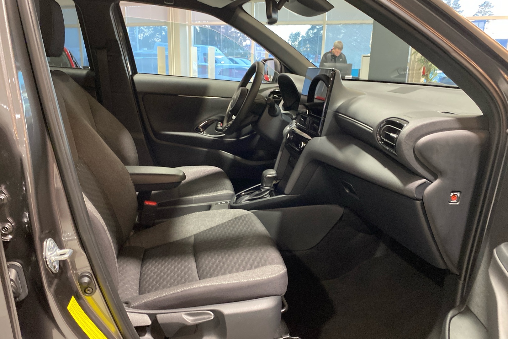 TOYOTA Yaris Cross 2025