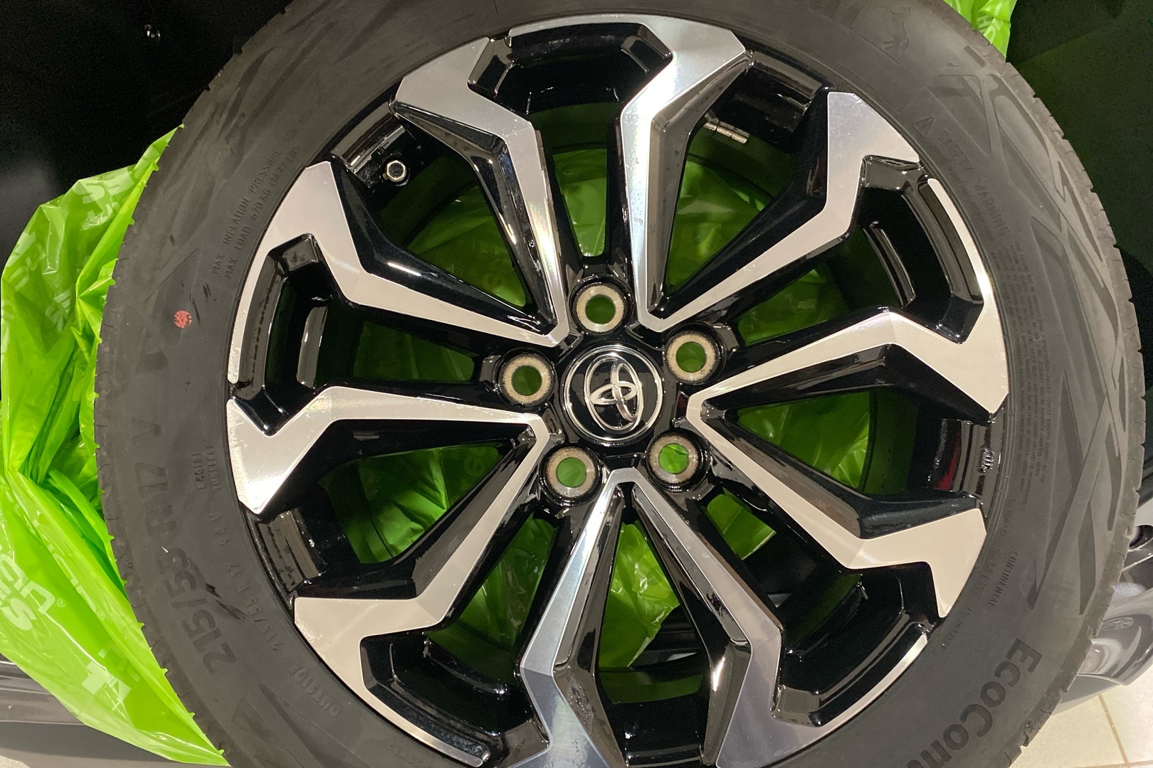 TOYOTA Yaris Cross 2025