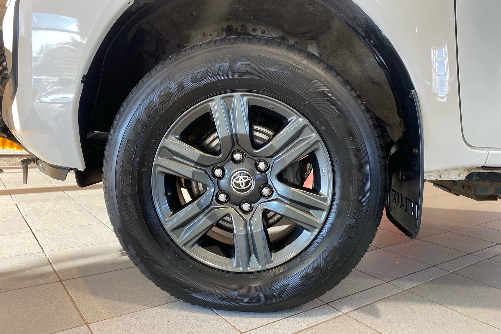 TOYOTA Hilux 2021