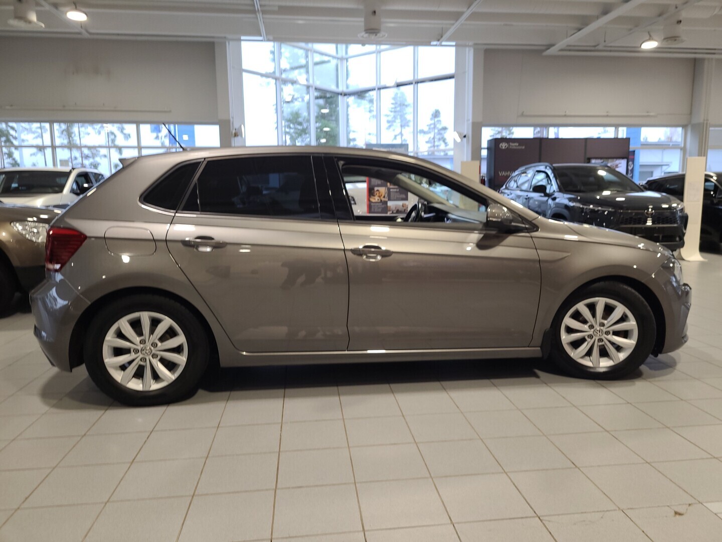 VOLKSWAGEN Polo 2018