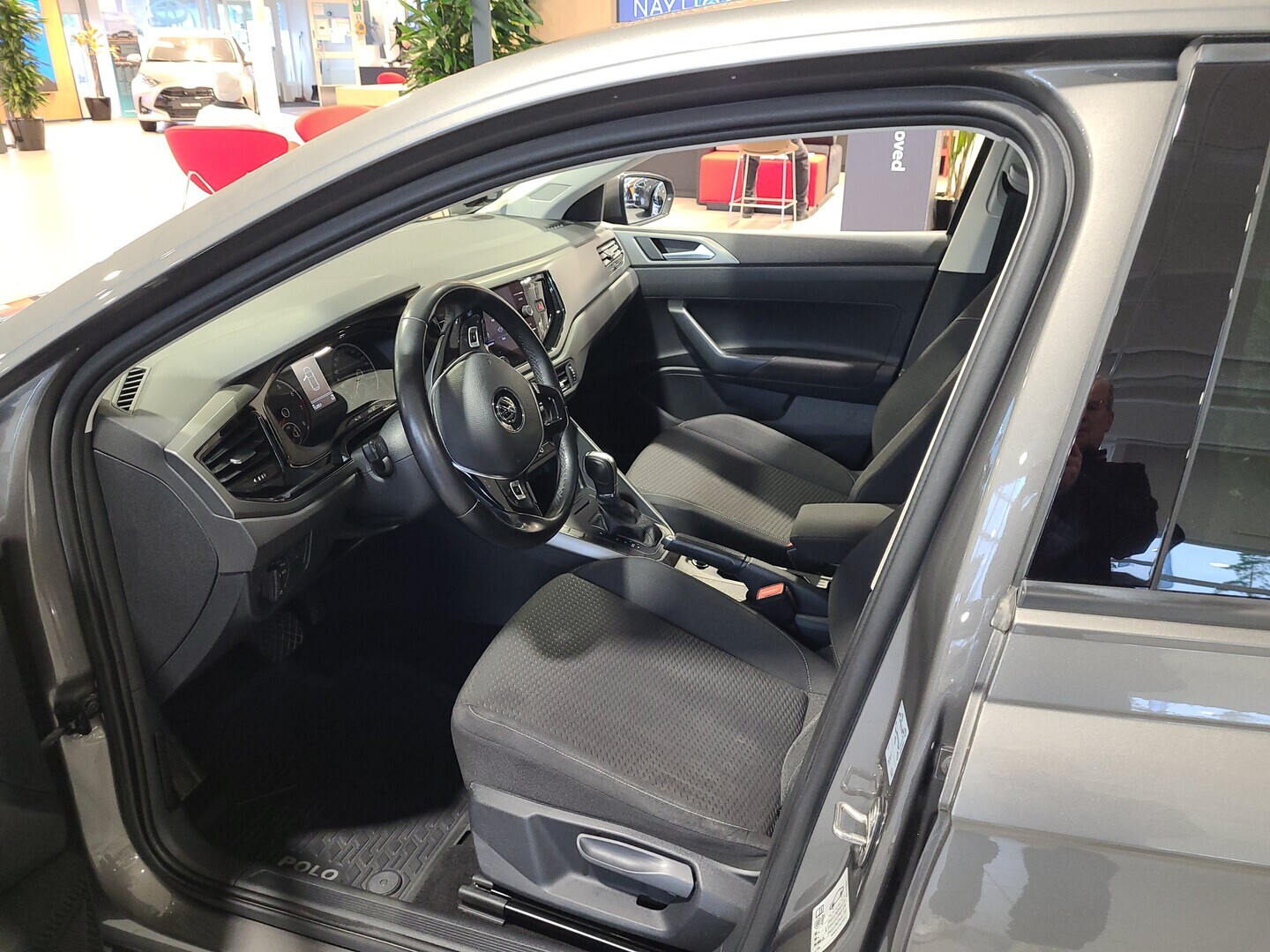 VOLKSWAGEN Polo 2018