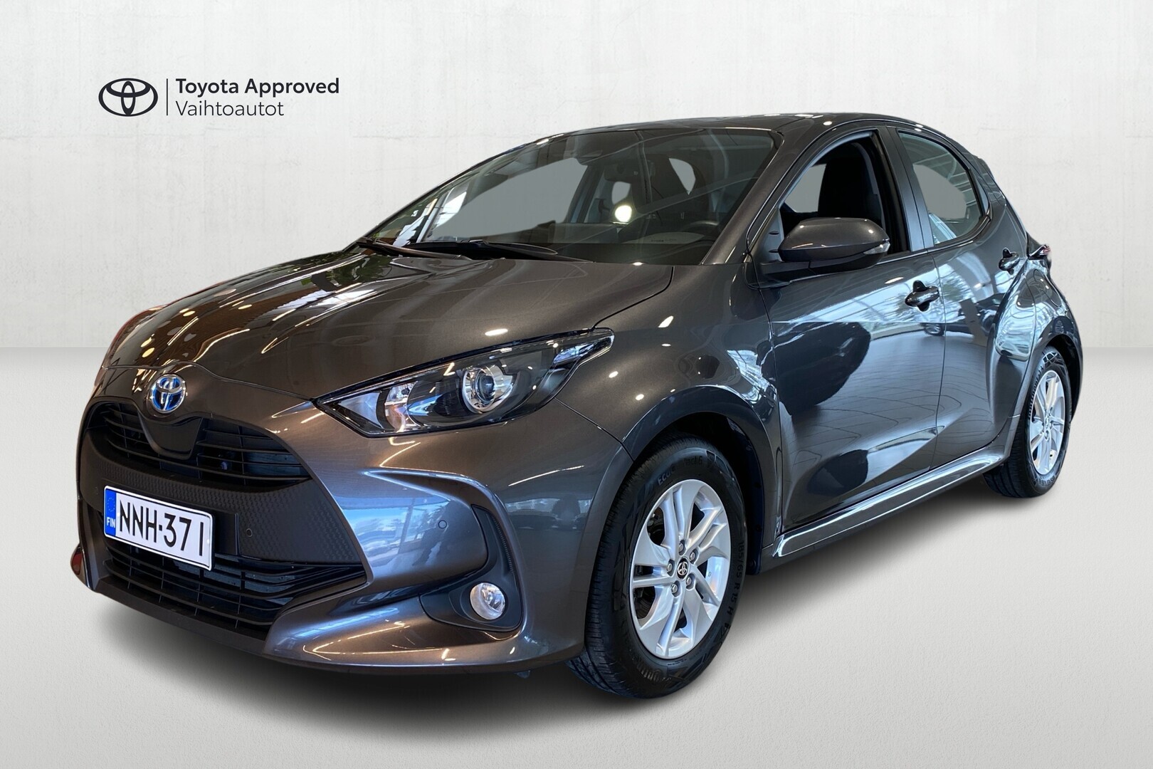 TOYOTA Yaris 2023