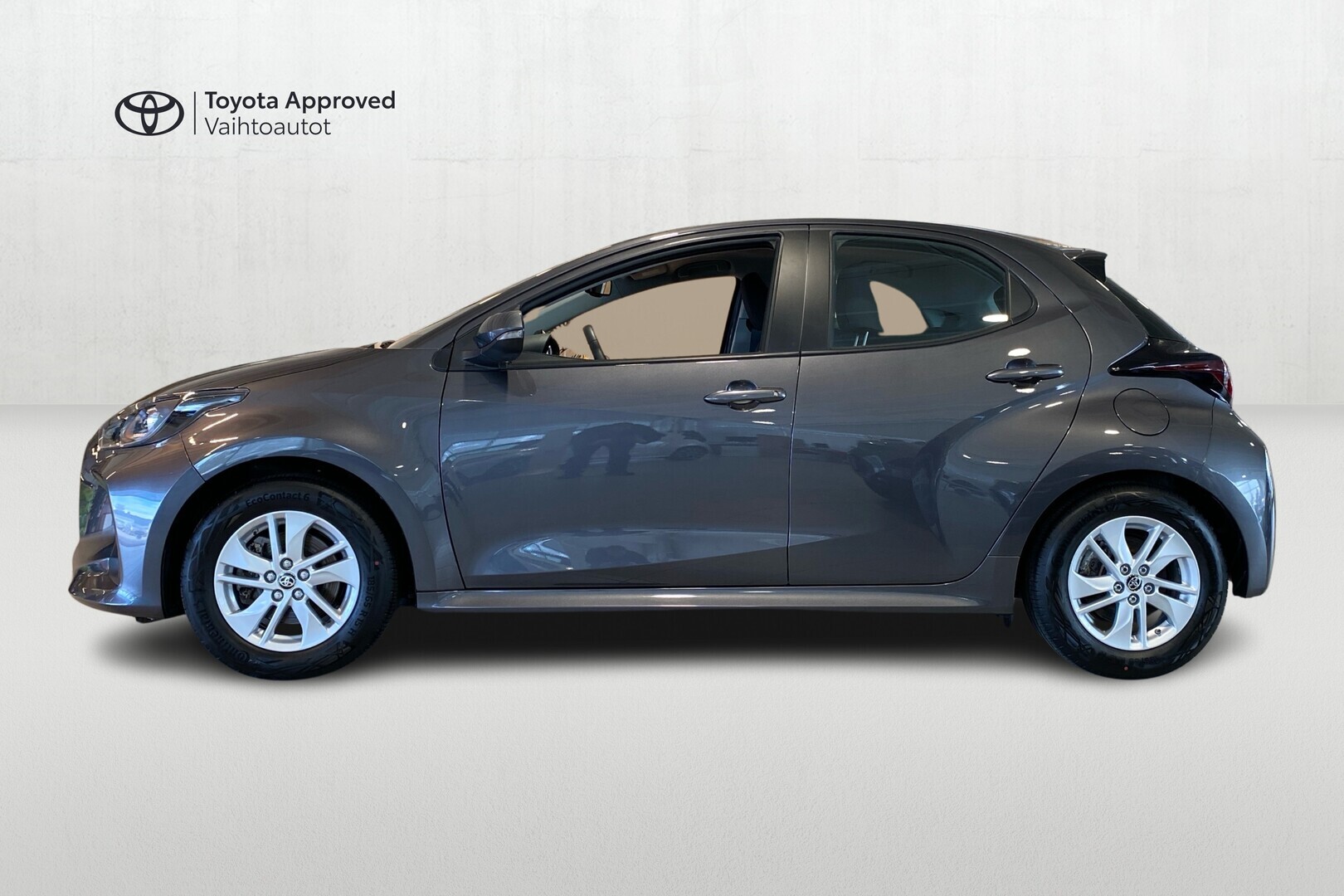 TOYOTA Yaris 2023