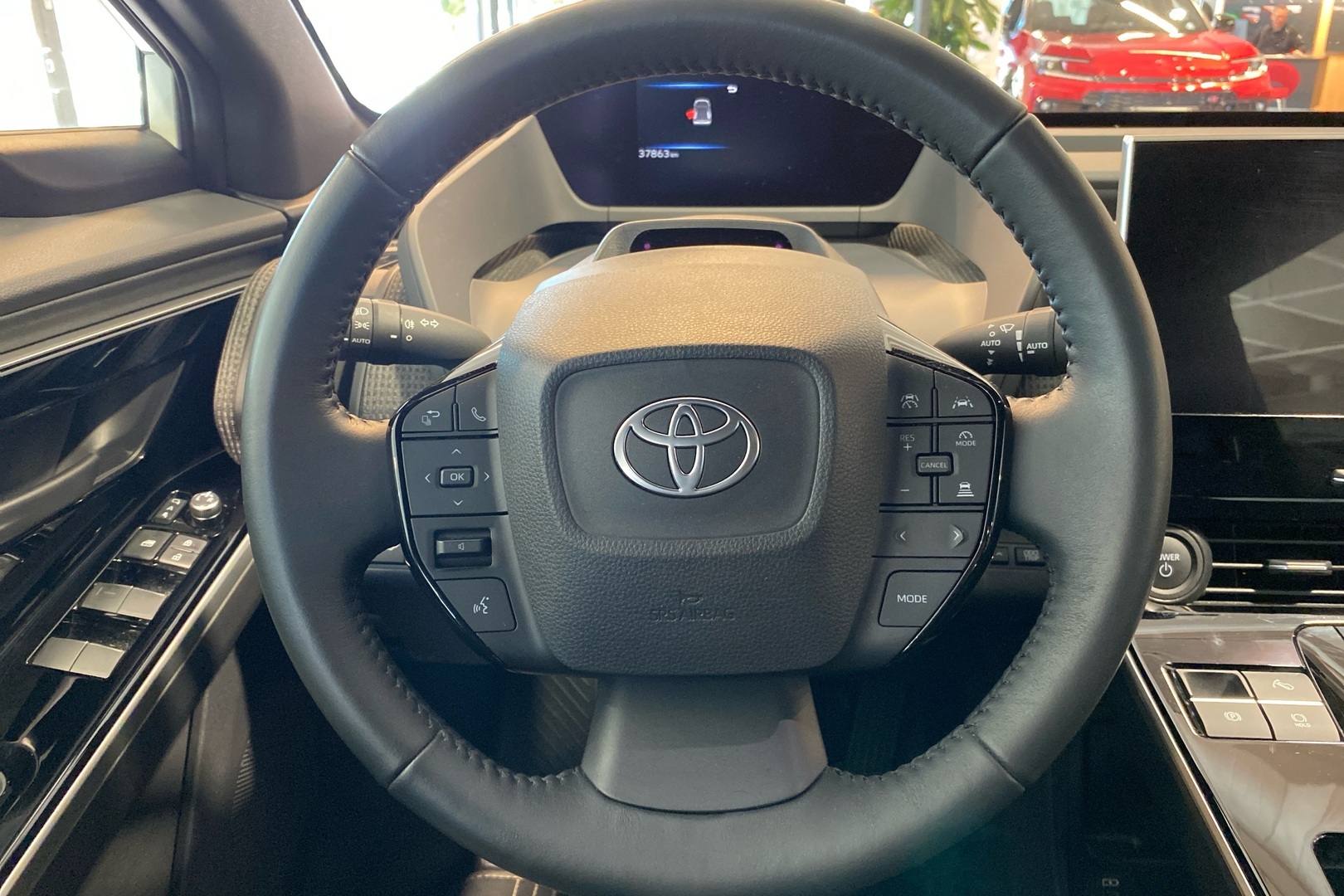 TOYOTA bZ4X 2025