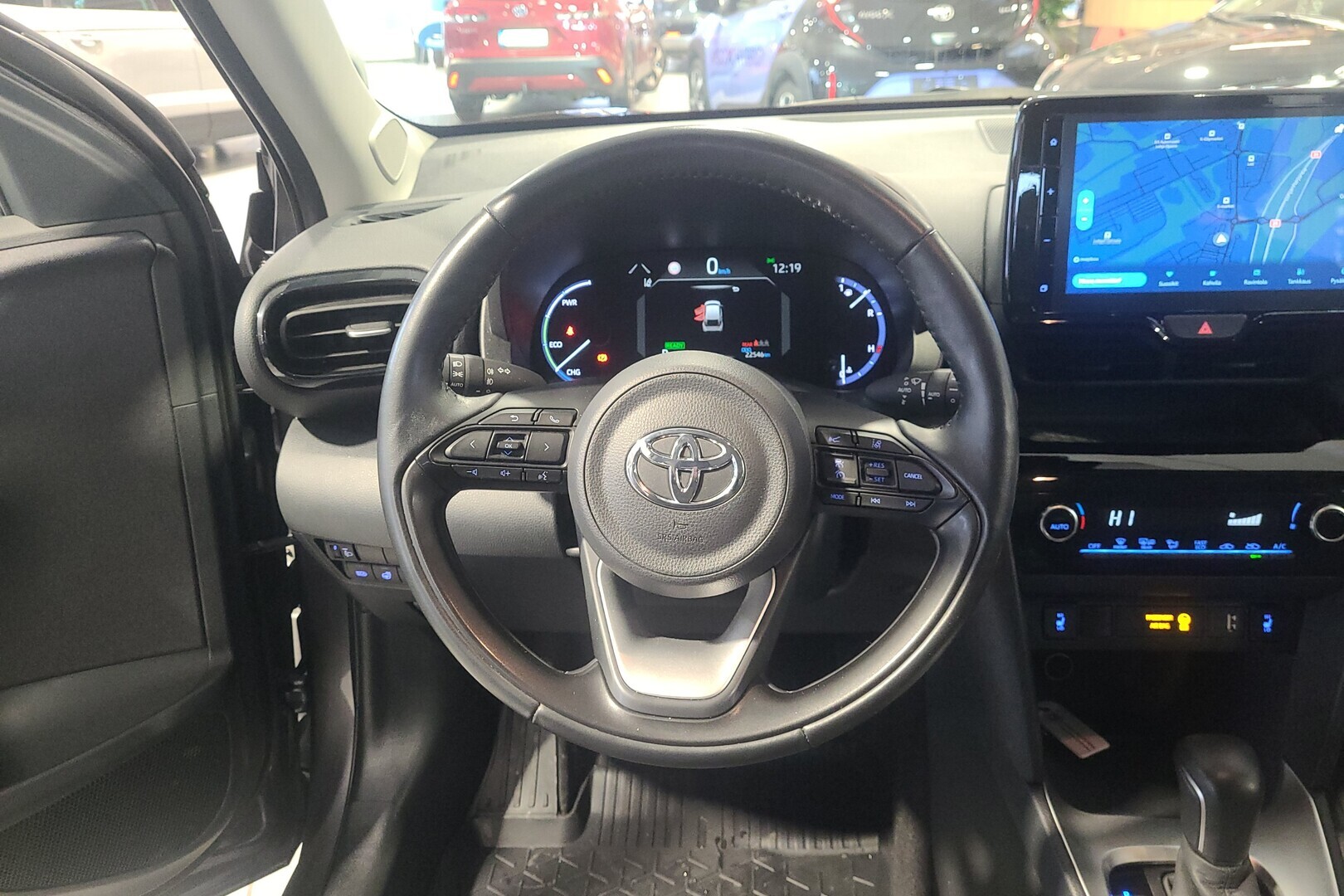 TOYOTA Yaris Cross 2023