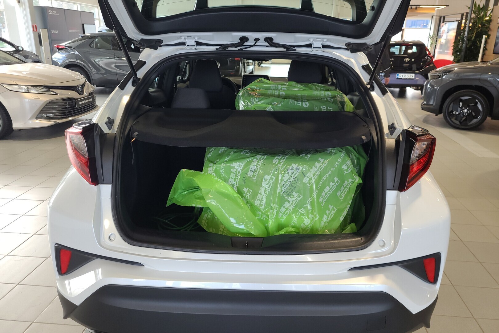 TOYOTA C-HR 2023
