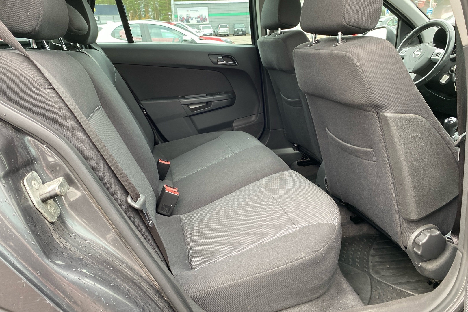 OPEL Astra 2010