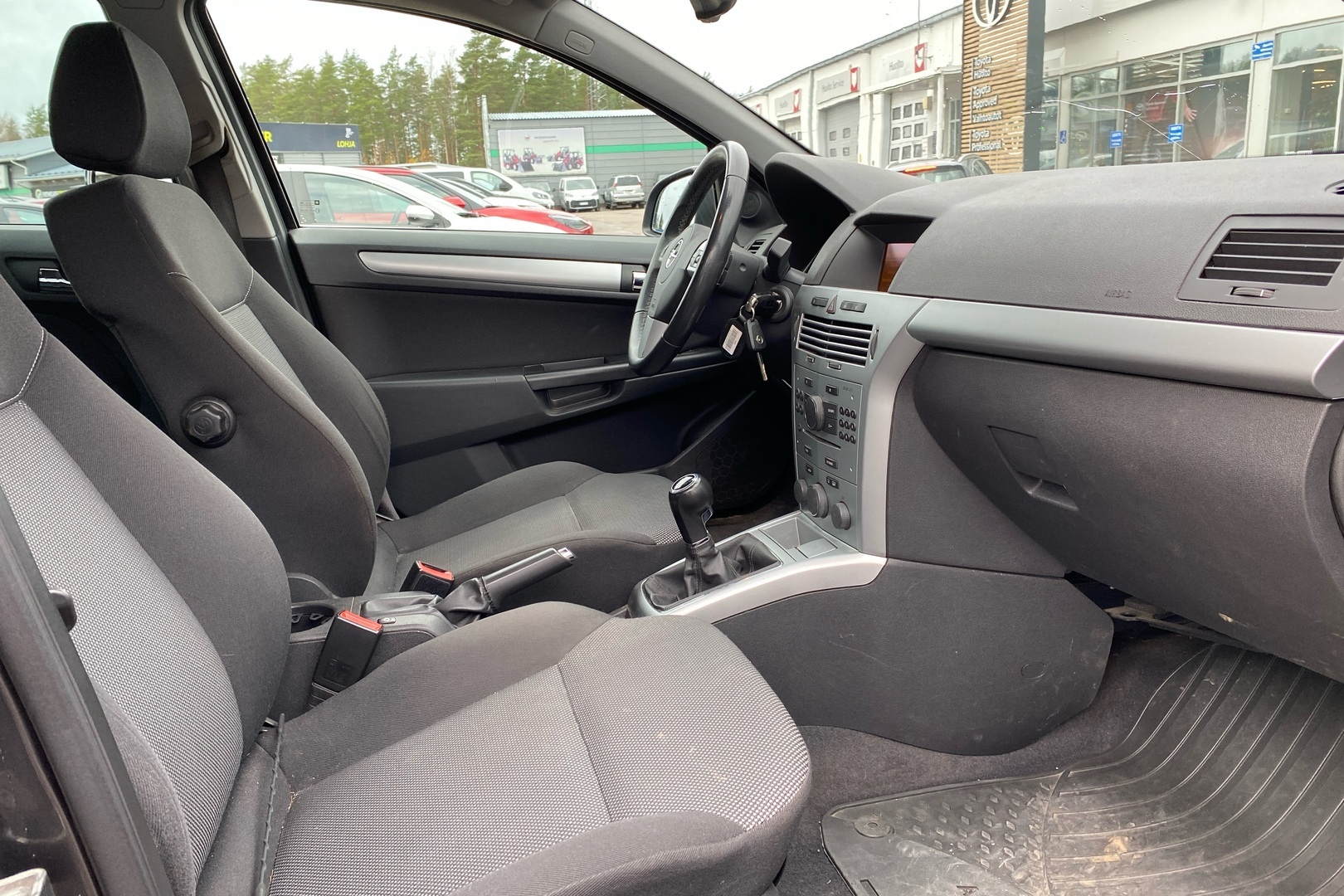 OPEL Astra 2010
