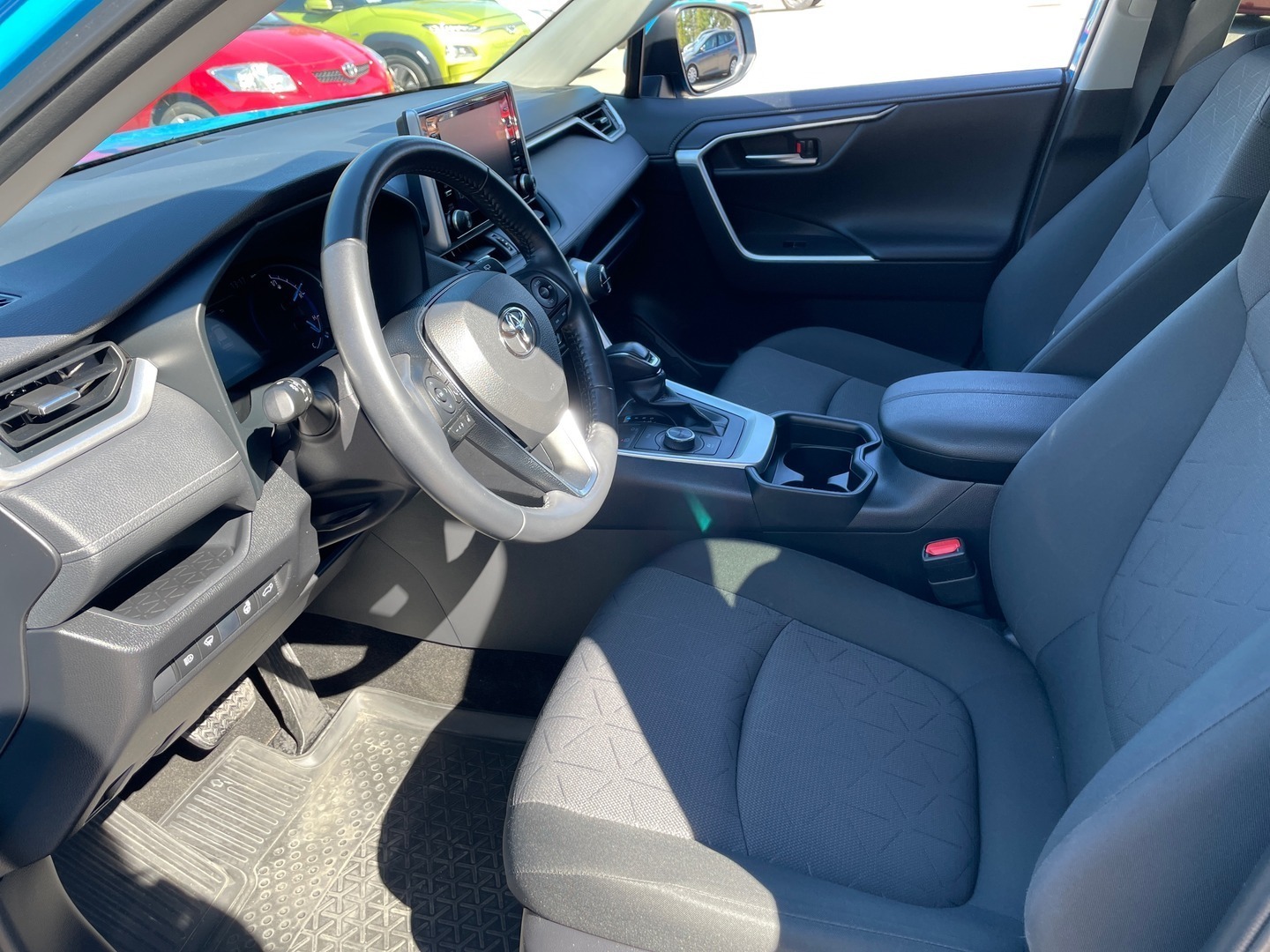 TOYOTA RAV4 2019