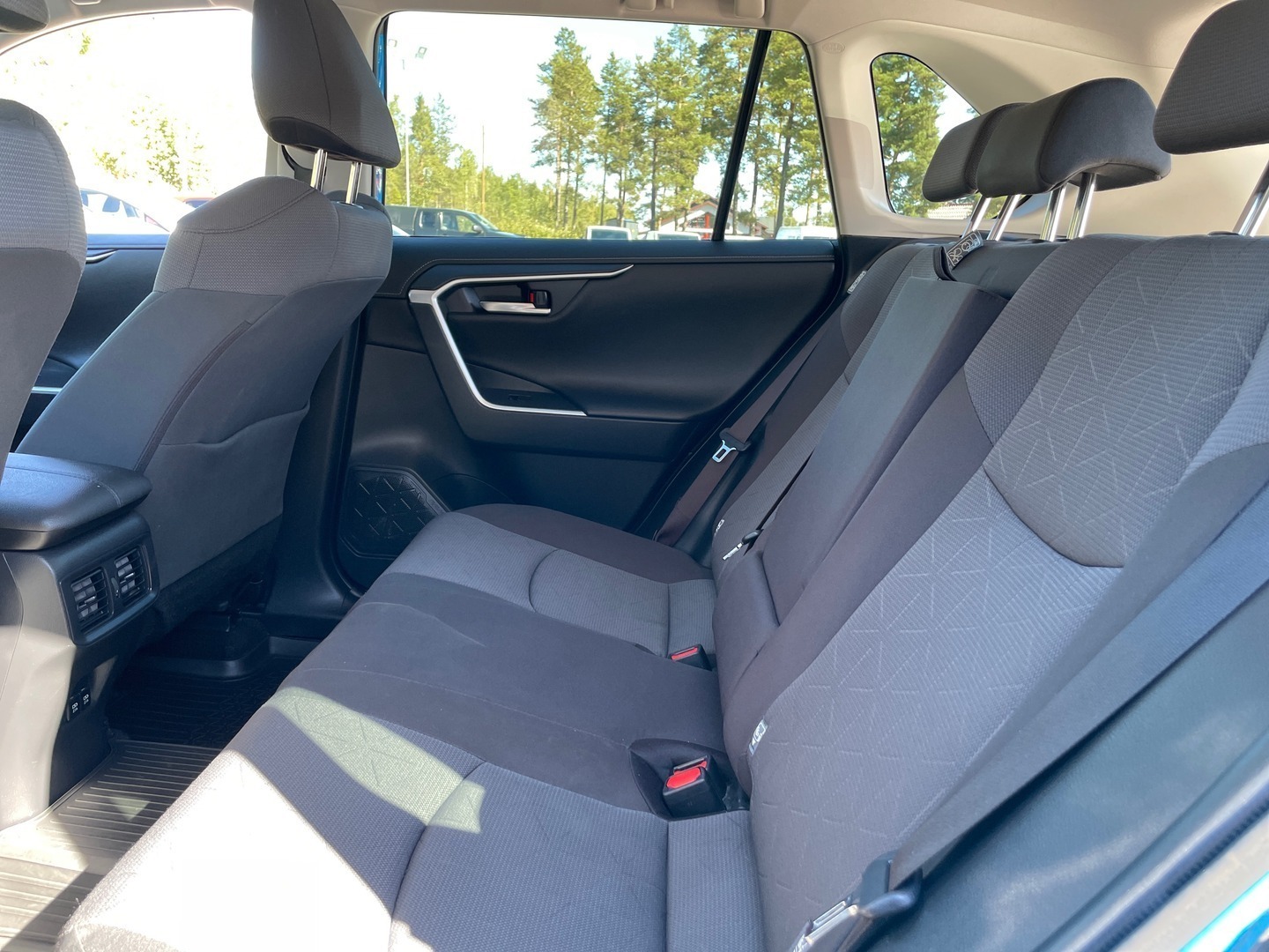 TOYOTA RAV4 2019