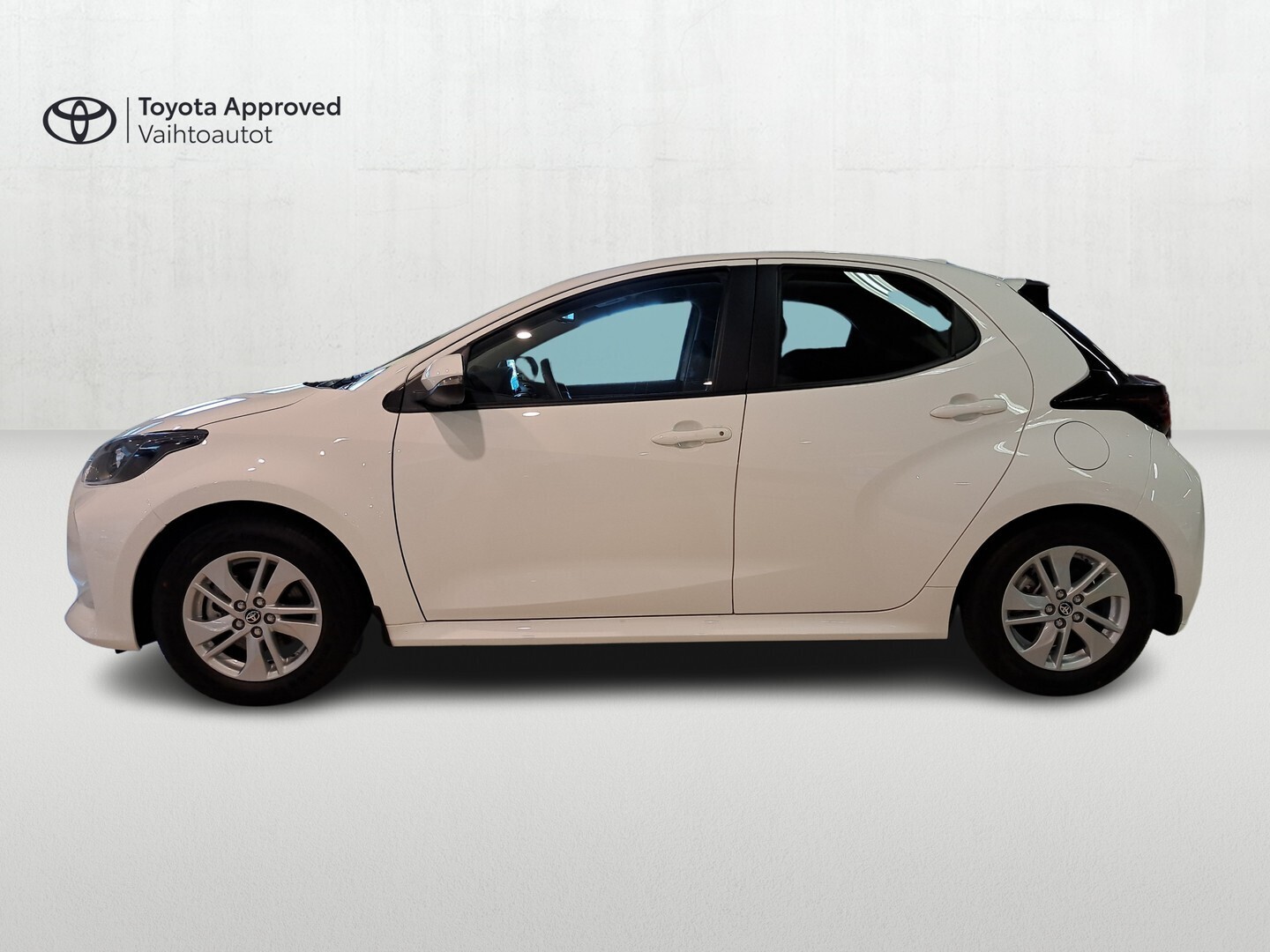 TOYOTA Yaris 2023