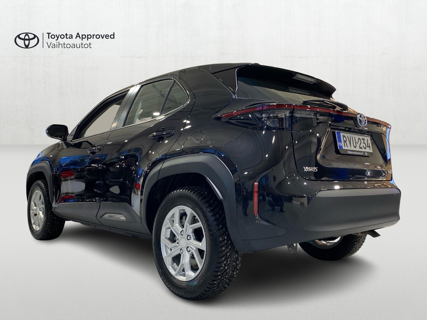 TOYOTA Yaris Cross 2024