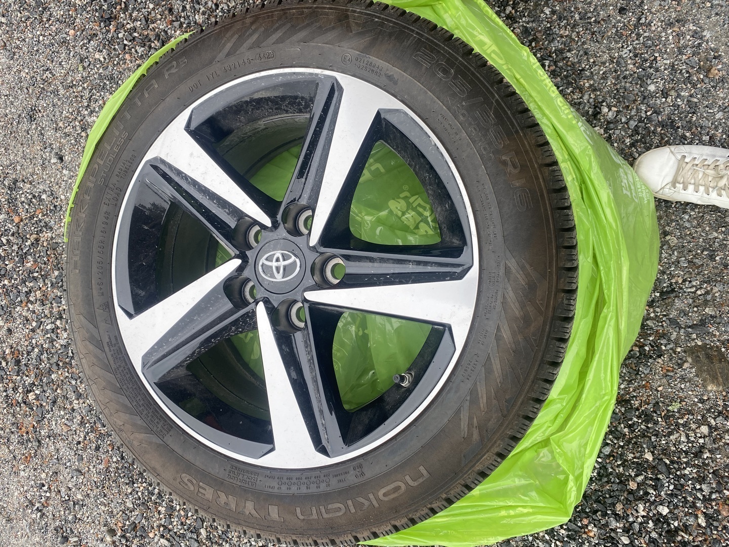 TOYOTA COROLLA 2024