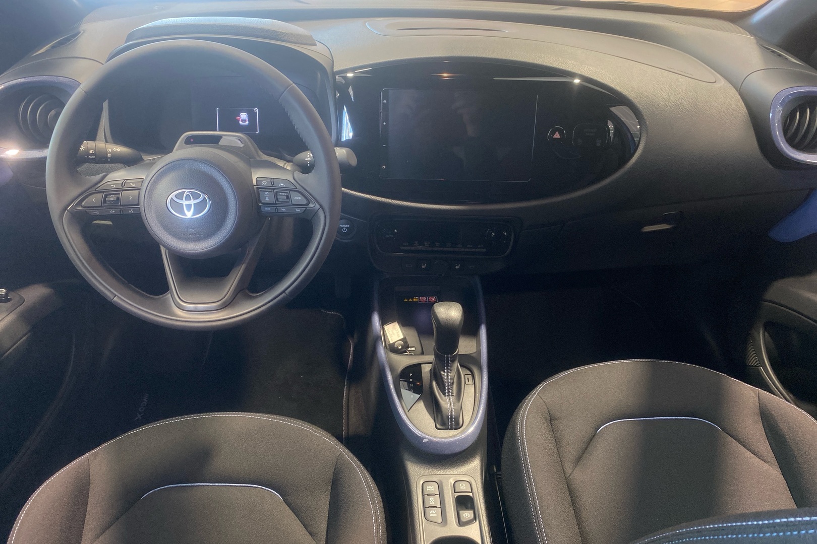 TOYOTA Aygo X 2025