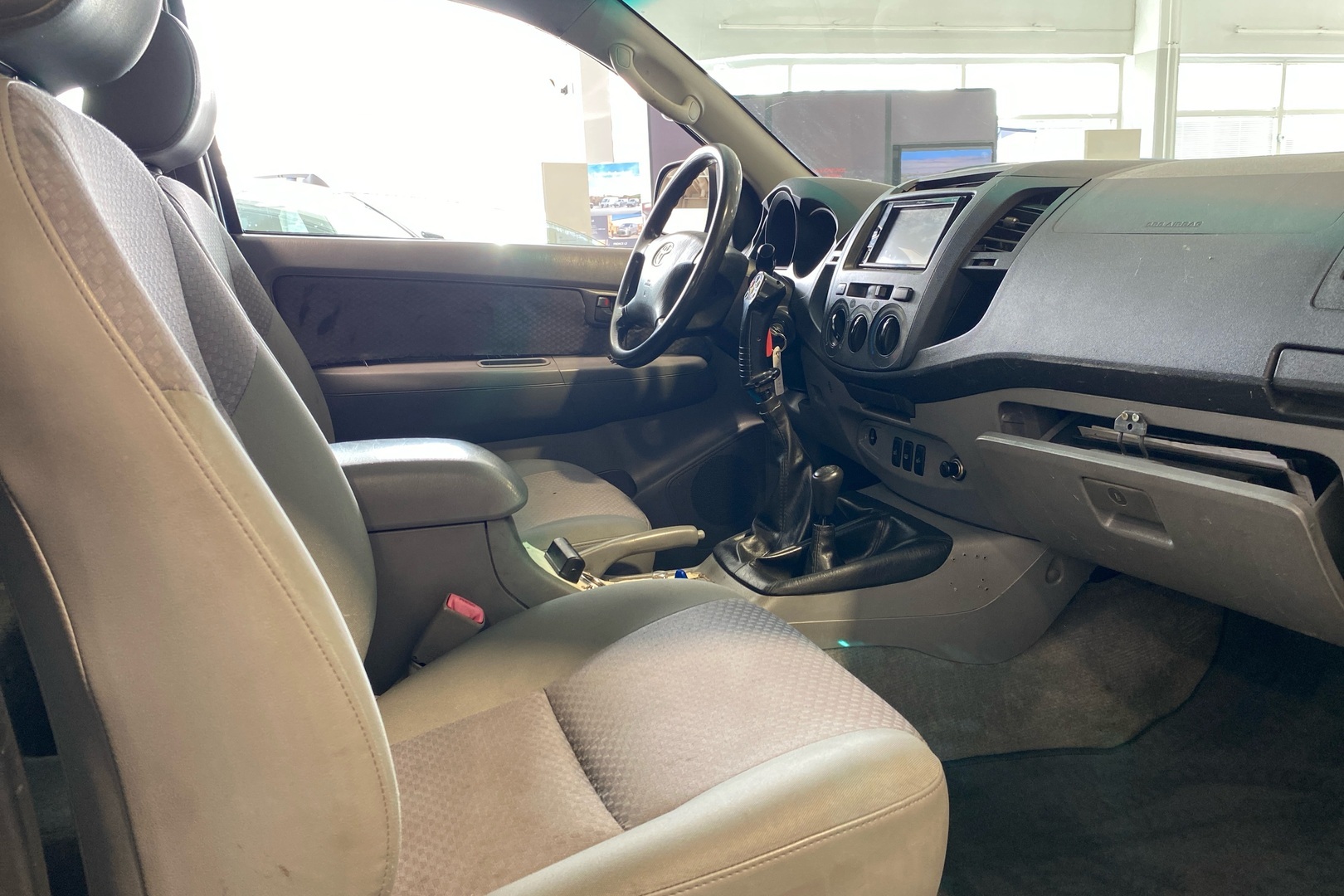TOYOTA Hilux 2010