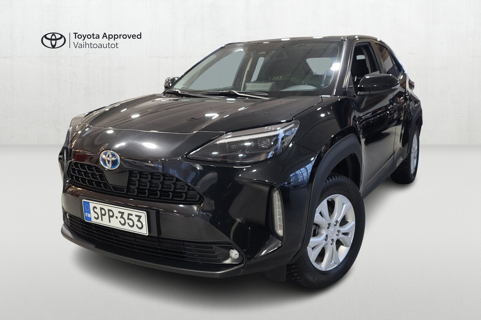 TOYOTA Yaris Cross 2023