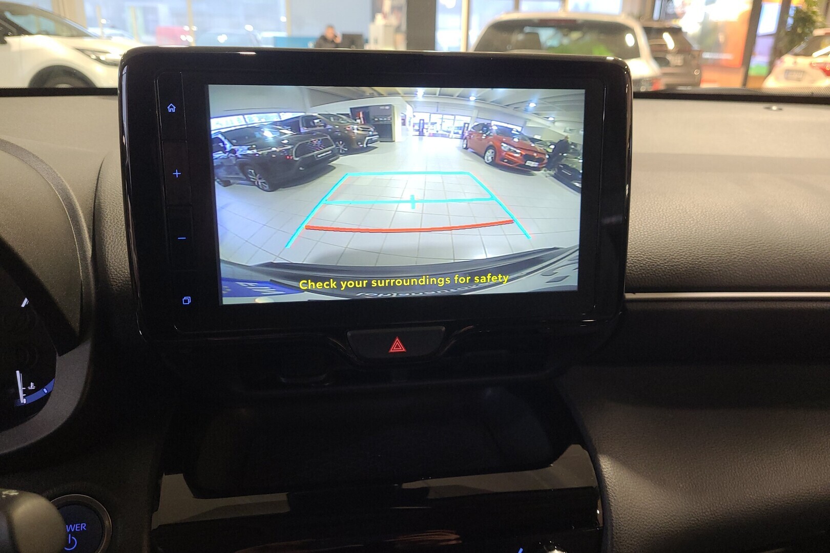 TOYOTA Yaris Cross 2023